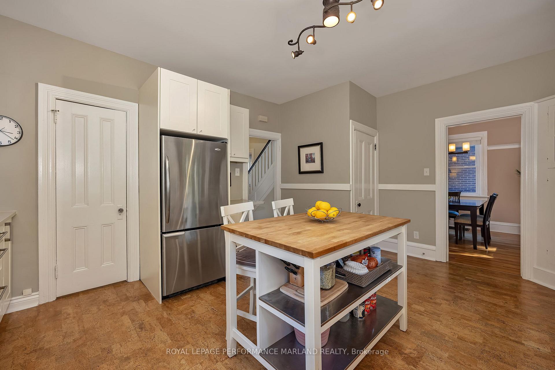 Photo 11 of 98 Marlowe Crescent, Ottawa, Ottawa East — HOMEH