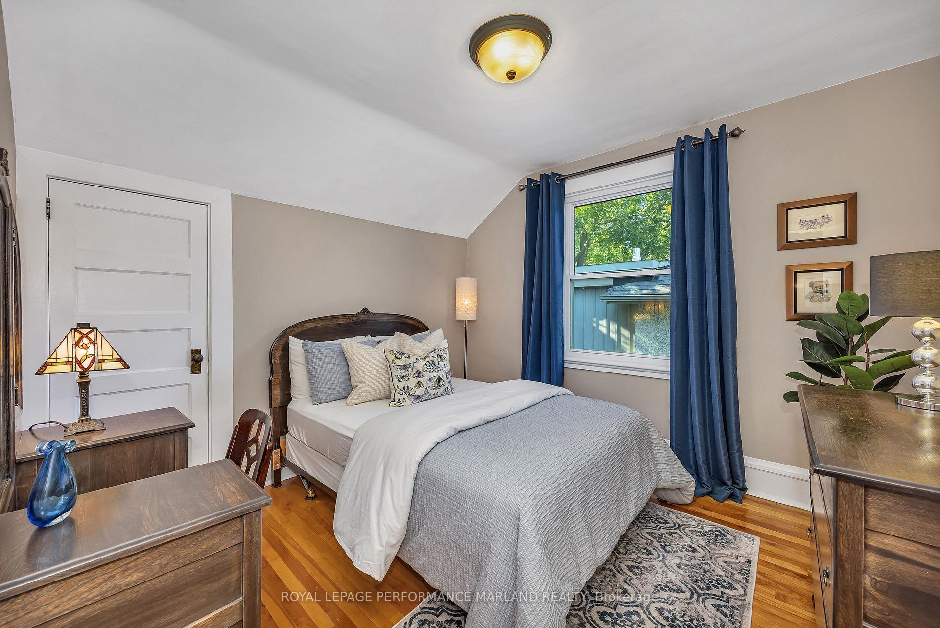 Photo 18 of 98 Marlowe Crescent, Ottawa, Ottawa East — HOMEH
