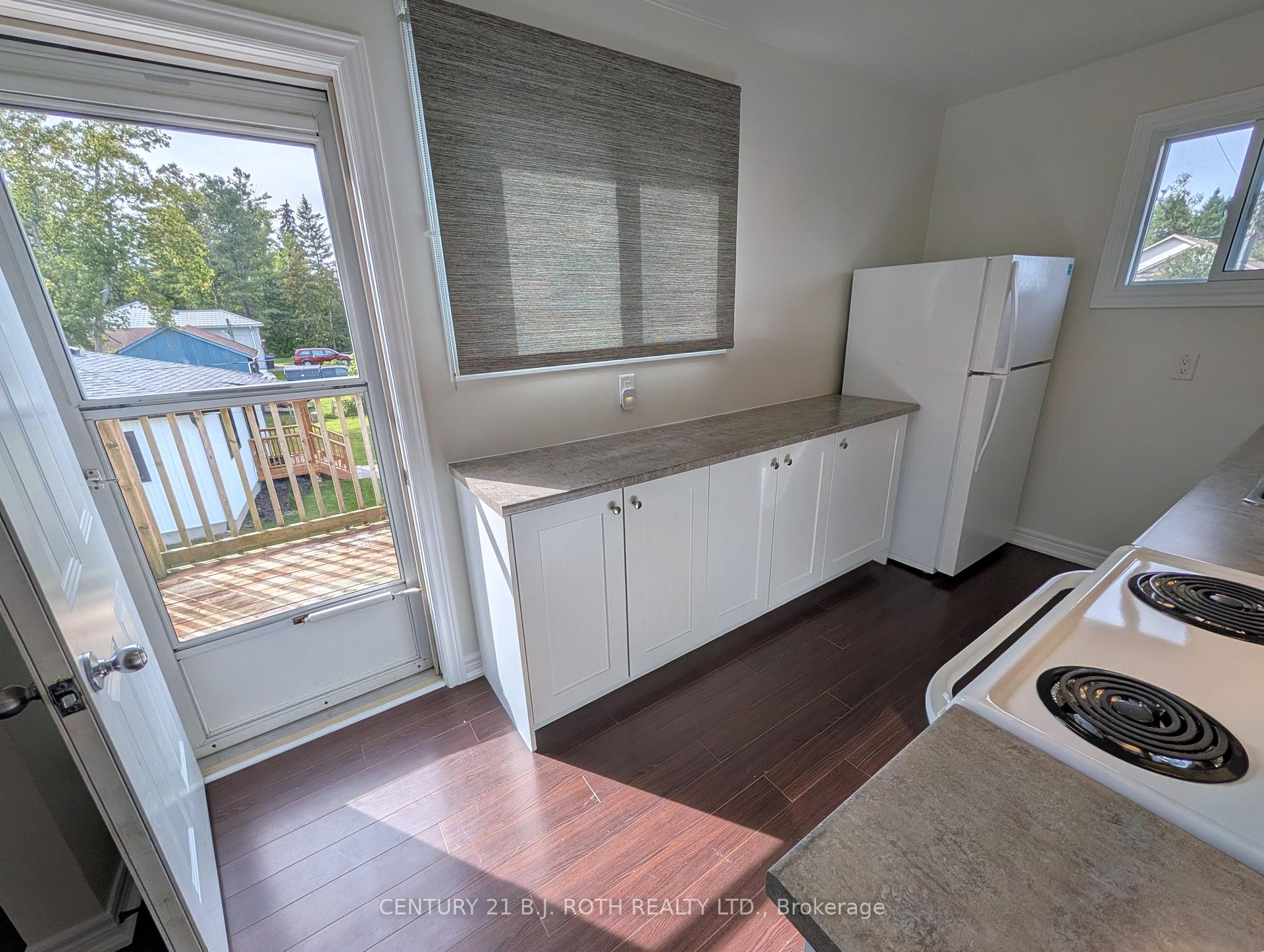 Photo 9 of Unit 2, 2394 25 Side Road, Innisfil, Alcona — HOMEH