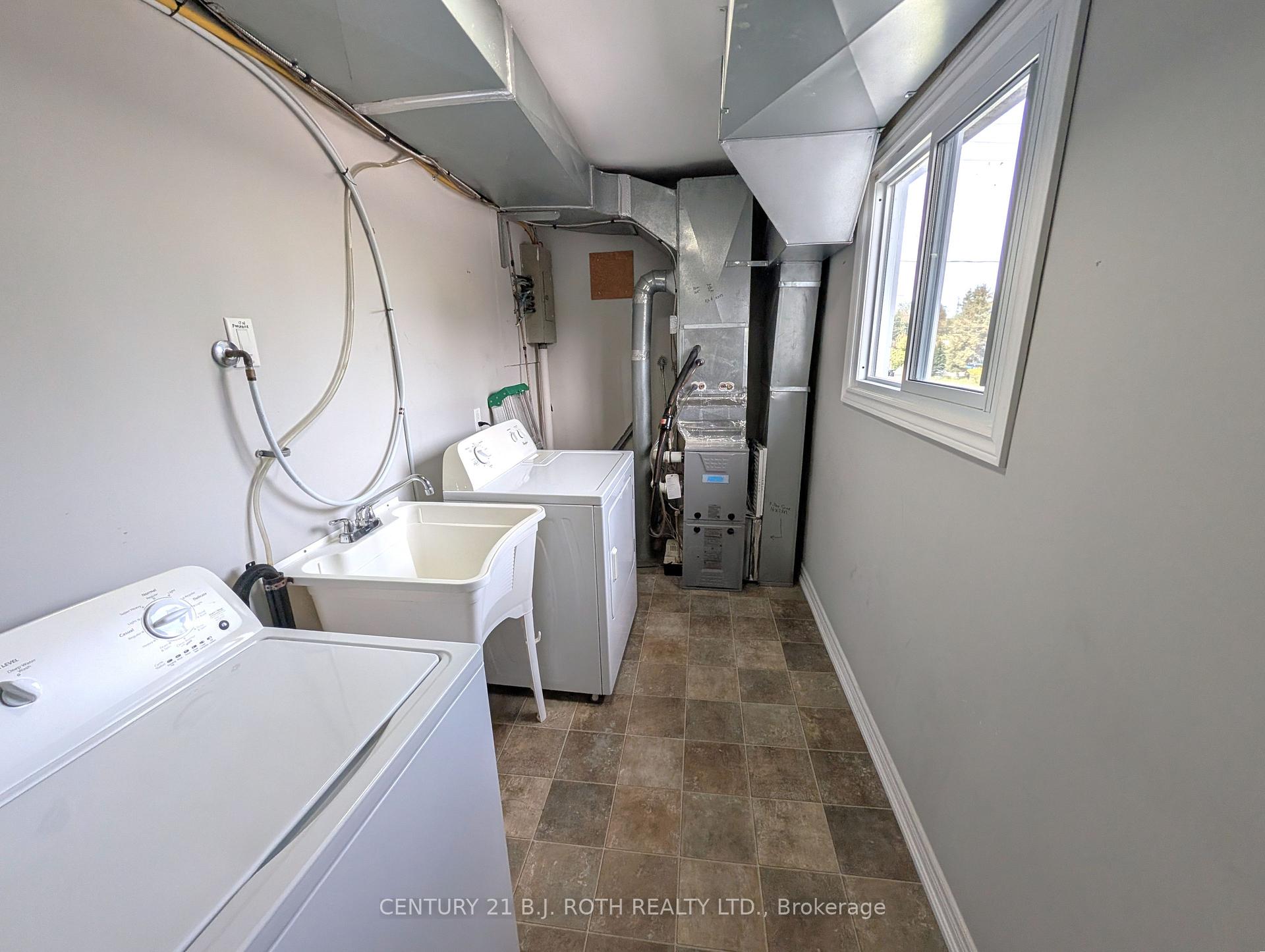 Photo 20 of Unit 2, 2394 25 Side Road, Innisfil, Alcona — HOMEH