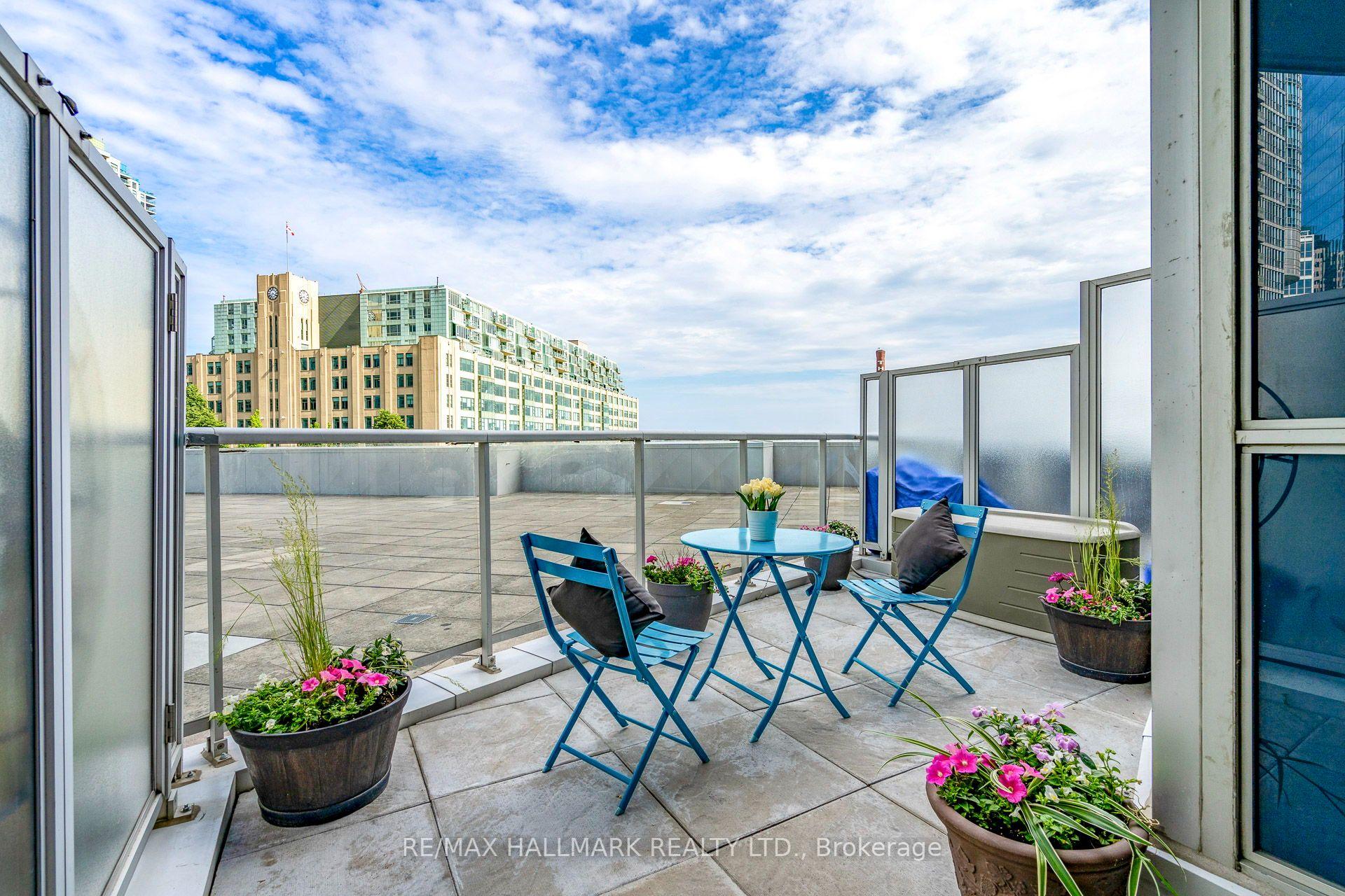 Photo 21 of Unit 402, 218 Queens Quay W, Toronto, Waterfront Communities — HOMEH