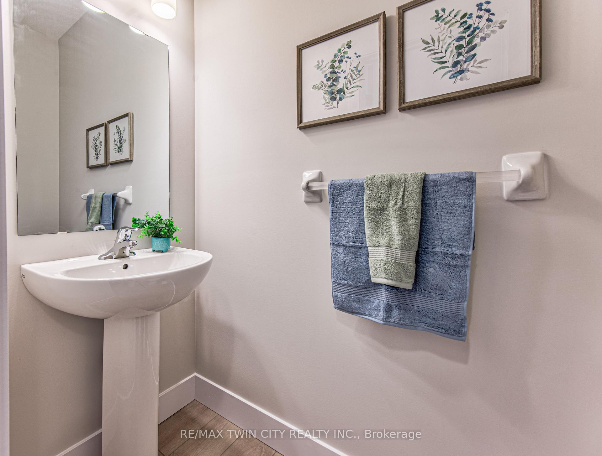 Photo 6 of 167 Dunnigan Drive, Kitchener, Grand River North — HOMEH