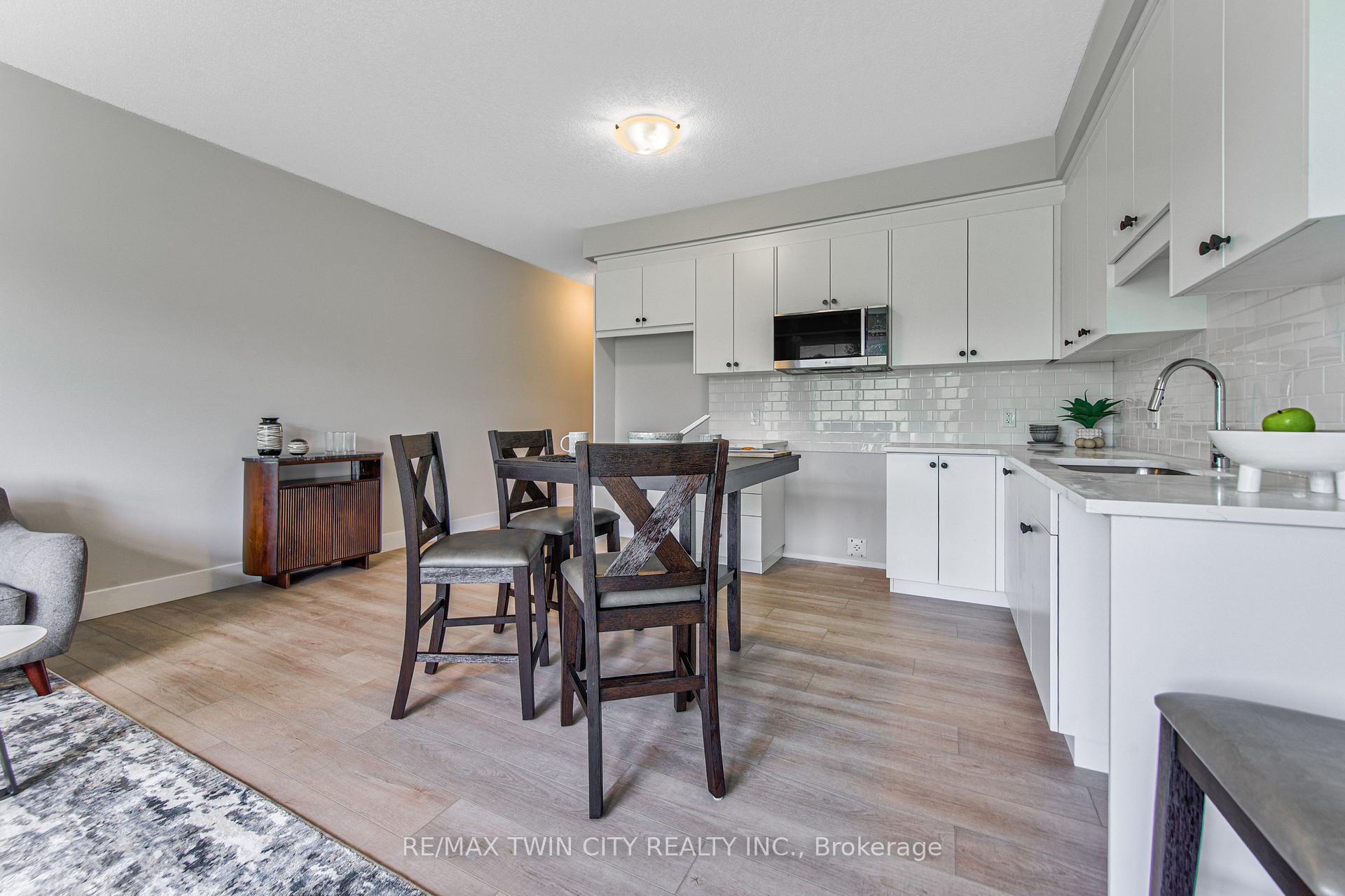 Photo 11 of 167 Dunnigan Drive, Kitchener, Grand River North — HOMEH