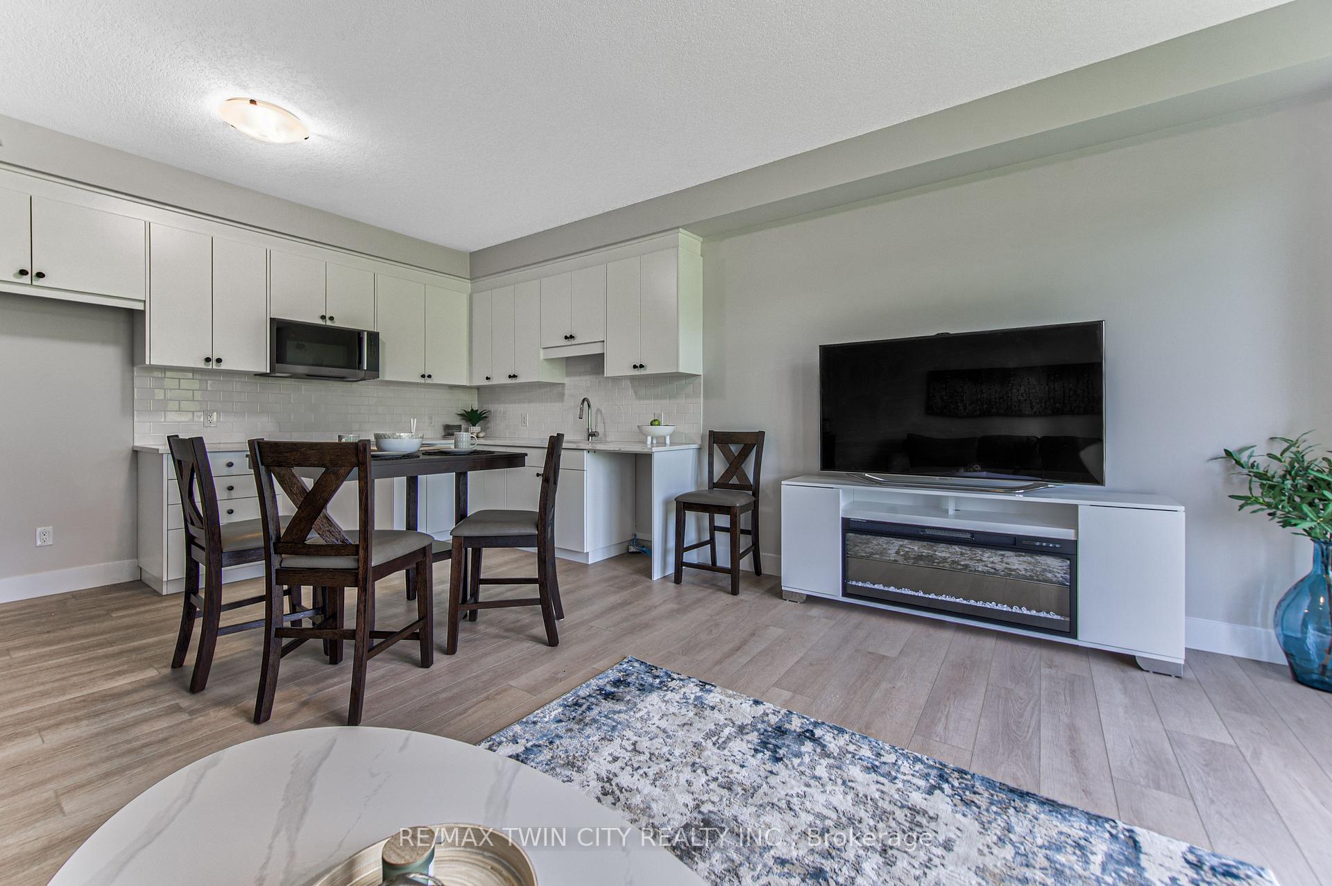 Photo 19 of 167 Dunnigan Drive, Kitchener, Grand River North — HOMEH