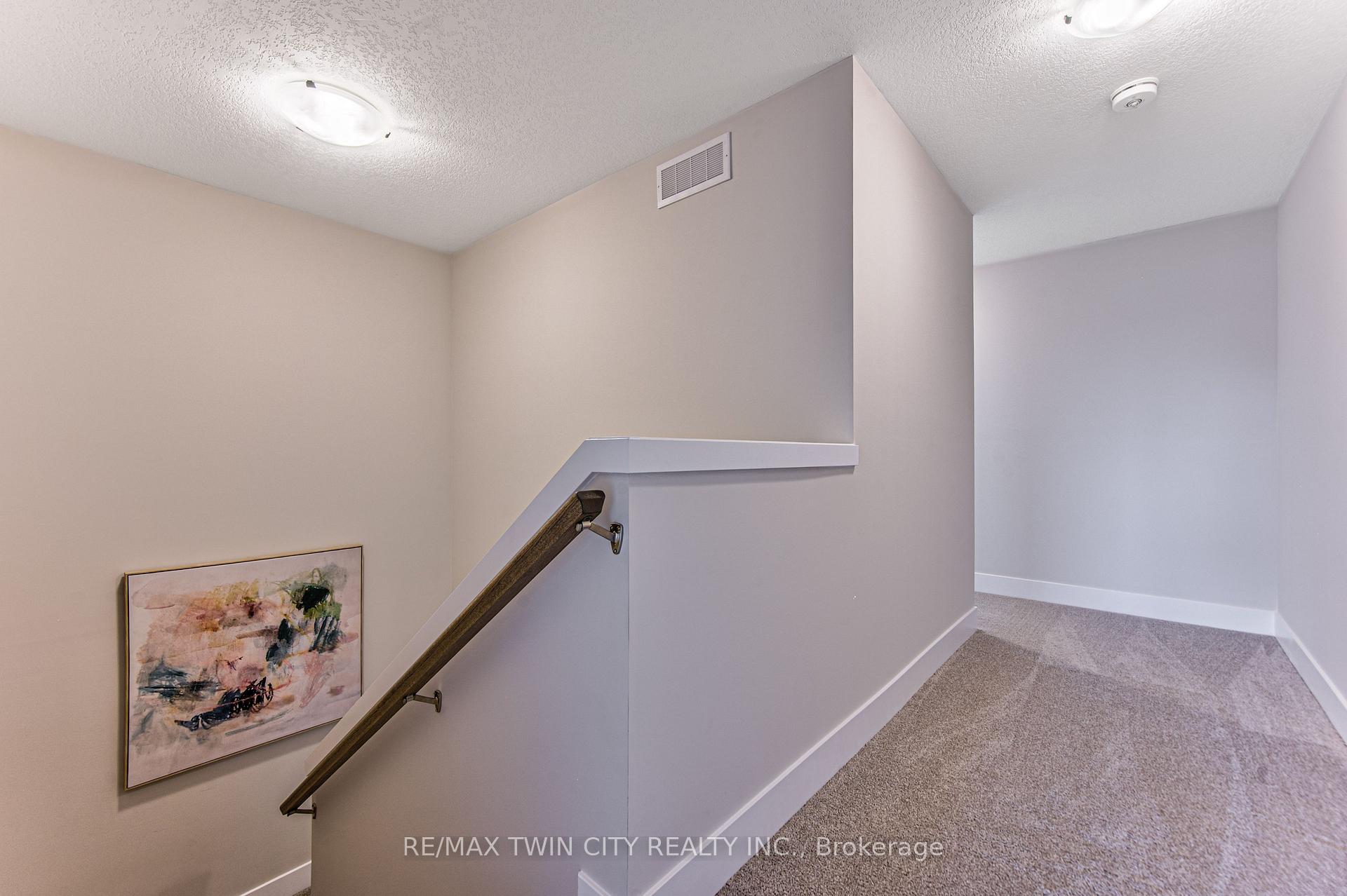 Photo 20 of 167 Dunnigan Drive, Kitchener, Grand River North — HOMEH