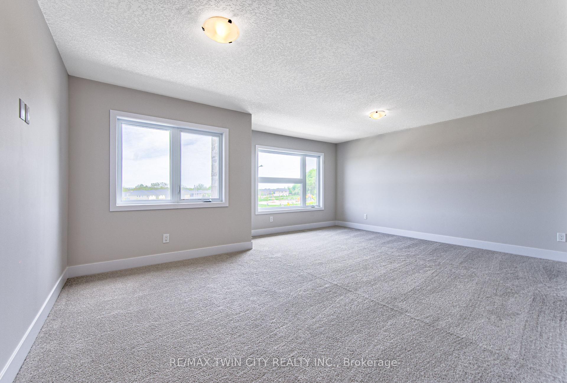 Photo 21 of 167 Dunnigan Drive, Kitchener, Grand River North — HOMEH