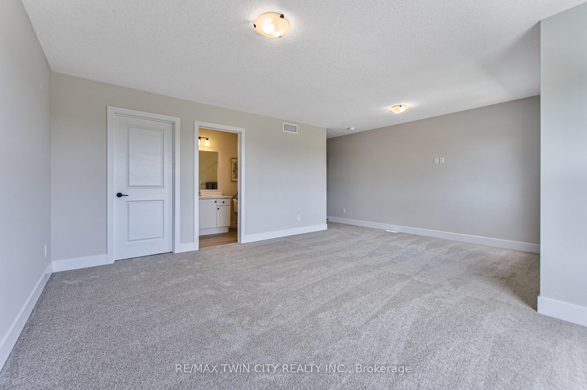 Photo 22 of 167 Dunnigan Drive, Kitchener, Grand River North — HOMEH