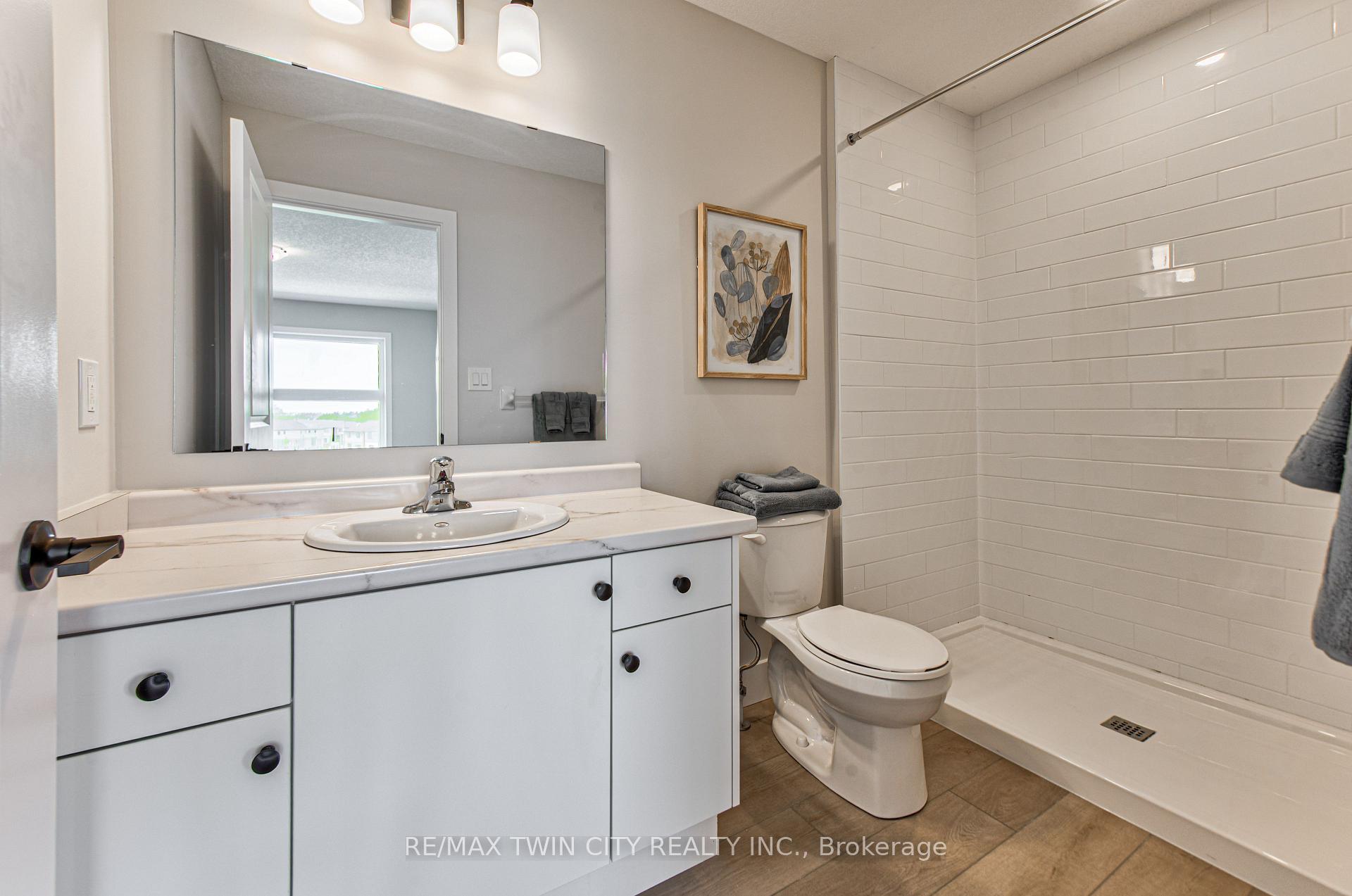 Photo 23 of 167 Dunnigan Drive, Kitchener, Grand River North — HOMEH