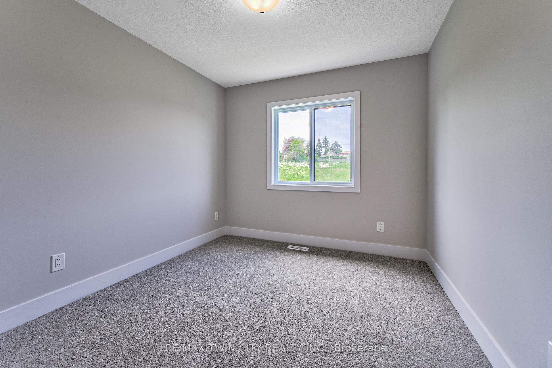 Photo 27 of 167 Dunnigan Drive, Kitchener, Grand River North — HOMEH