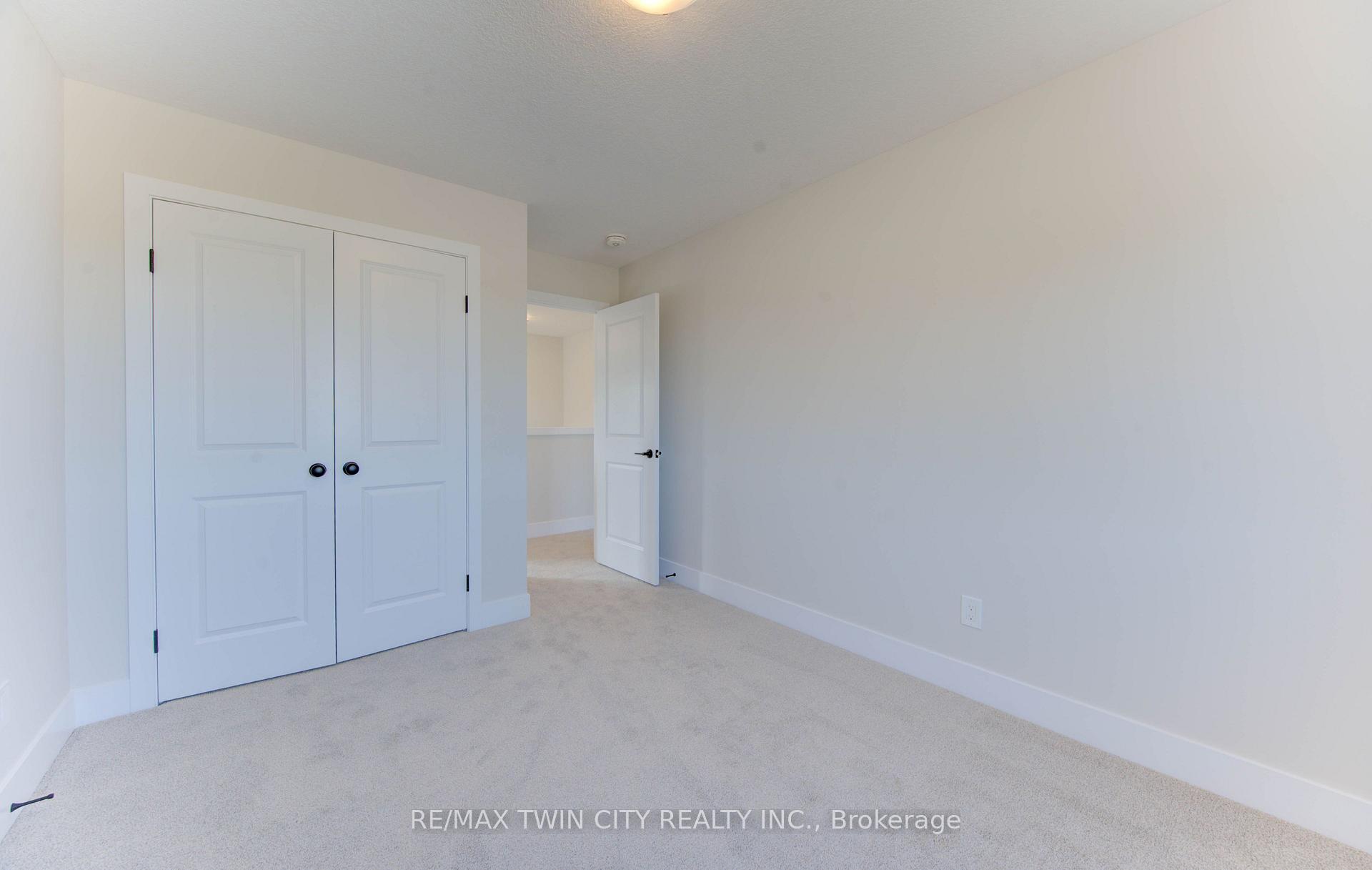 Photo 22 of 161 Dunnigan Drive, Kitchener, Grand River North — HOMEH
