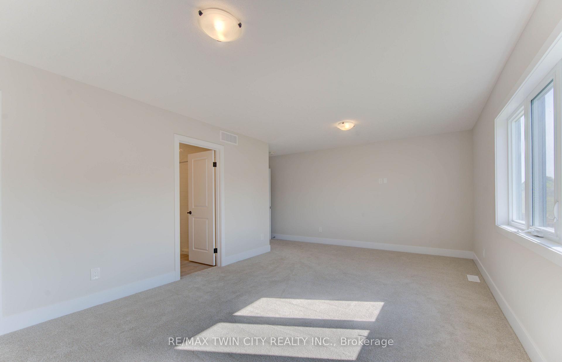 Photo 26 of 161 Dunnigan Drive, Kitchener, Grand River North — HOMEH