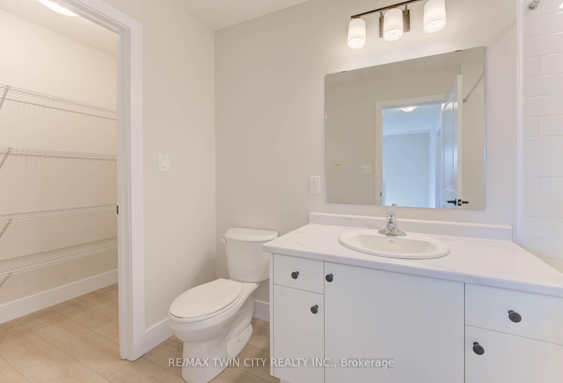 Photo 29 of 161 Dunnigan Drive, Kitchener, Grand River North — HOMEH