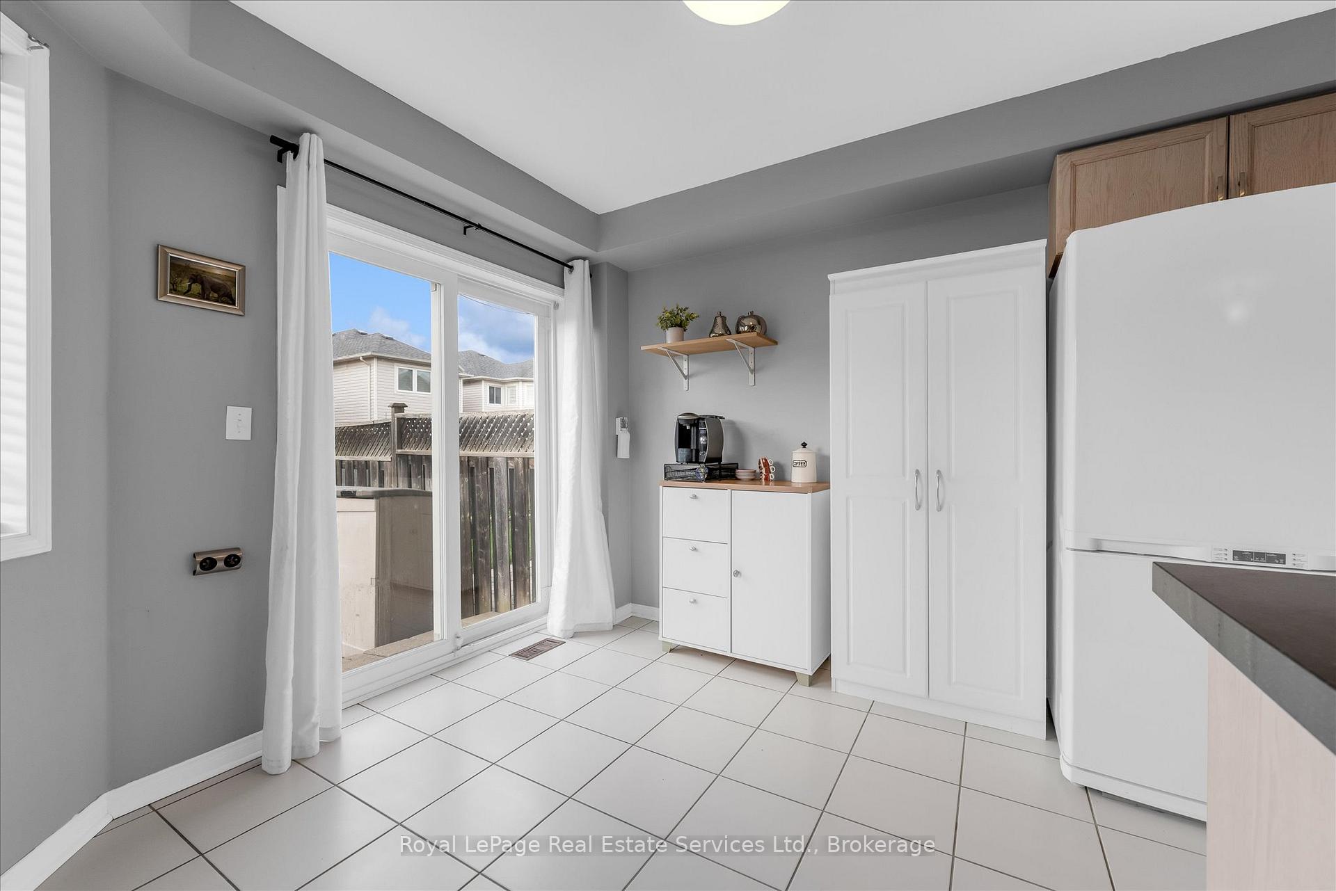 Photo 11 of 1155 Davis Lane, Milton, Dempsey — HOMEH