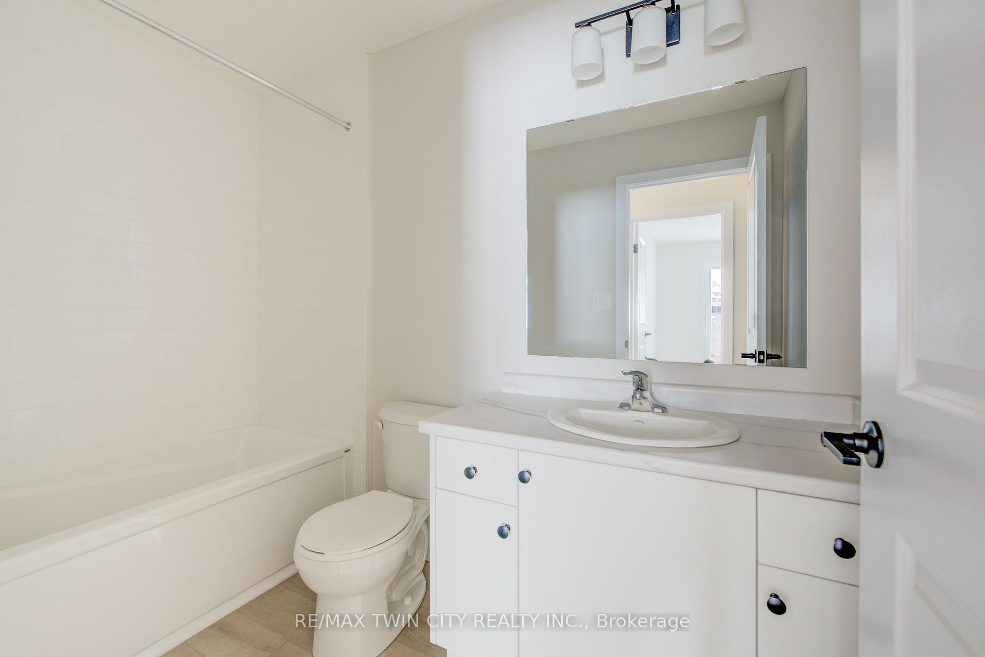 Photo 26 of 163 Dunnigan Drive, Kitchener, Grand River North — HOMEH