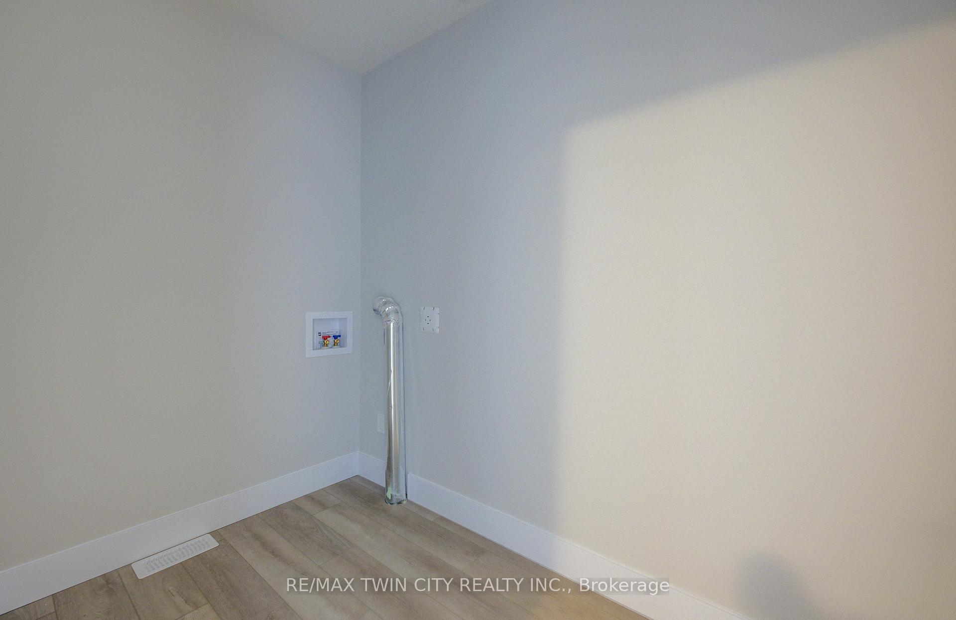 Photo 27 of 163 Dunnigan Drive, Kitchener, Grand River North — HOMEH