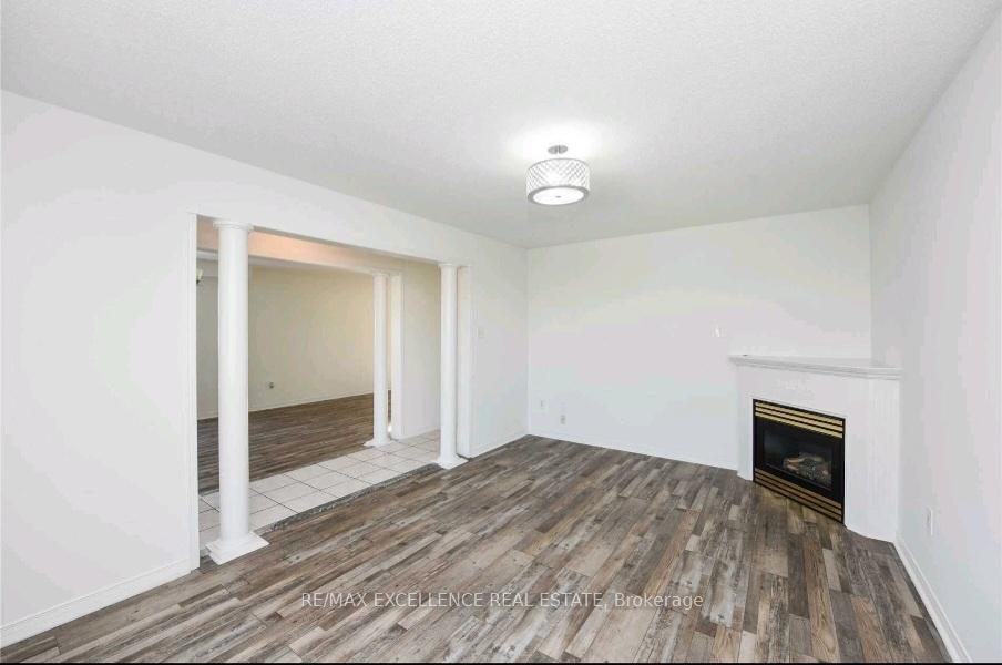 Photo 14 of Unit Upper, 24 Hayloft Court, Brampton, Fletcher's Creek Village — HOMEH