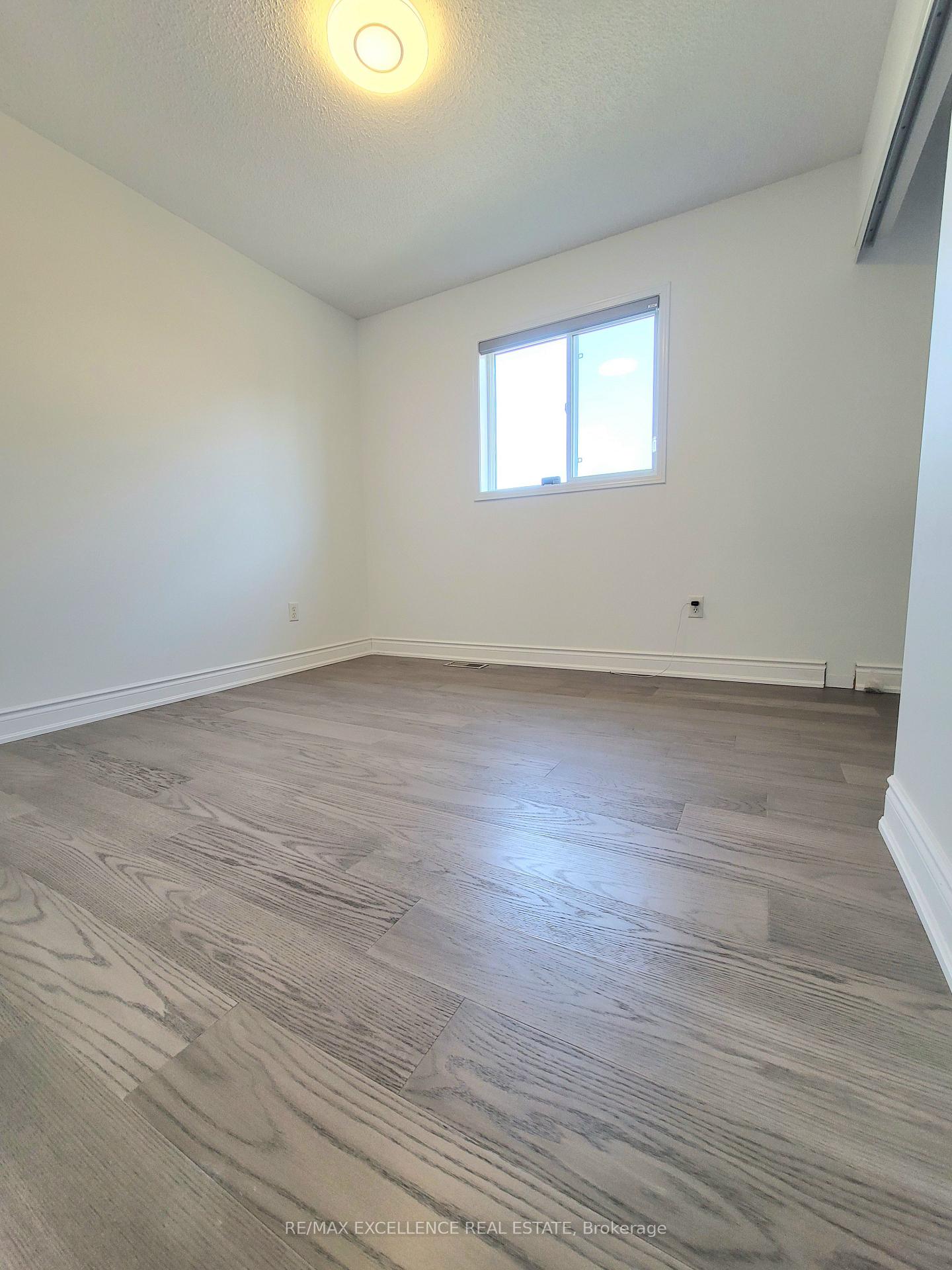 Photo 25 of Unit Upper, 24 Hayloft Court, Brampton, Fletcher's Creek Village — HOMEH
