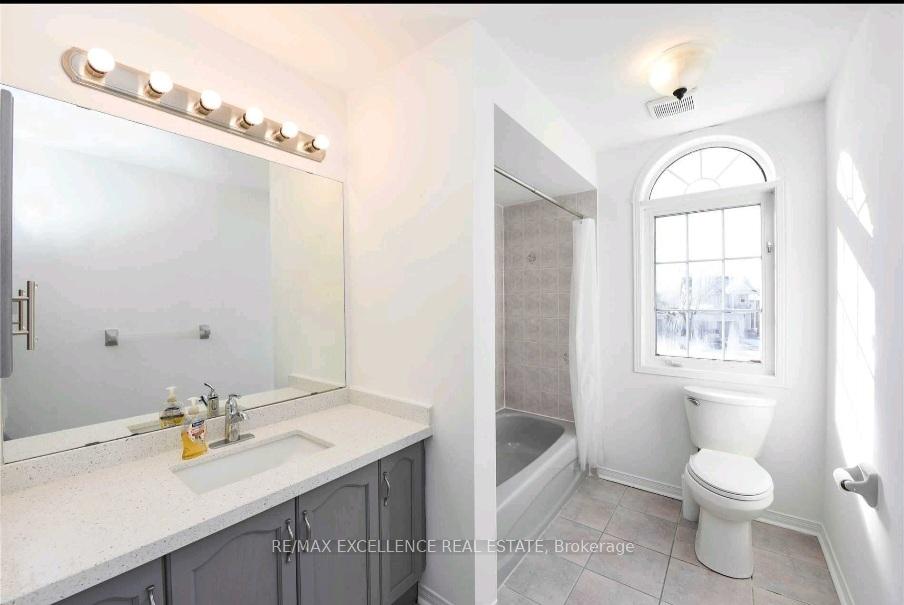 Photo 26 of Unit Upper, 24 Hayloft Court, Brampton, Fletcher's Creek Village — HOMEH