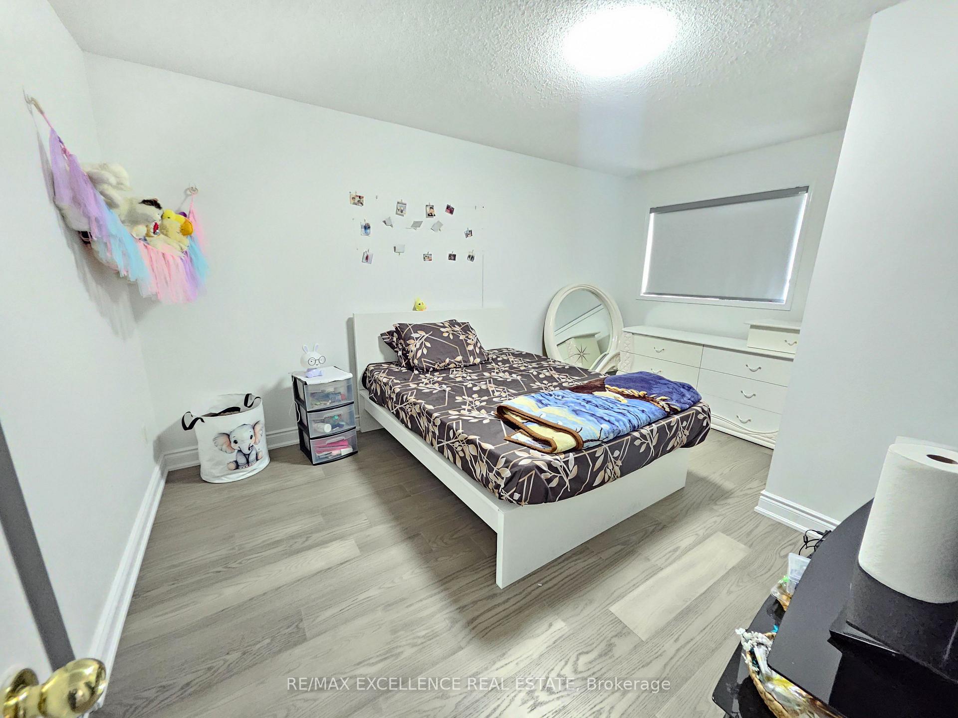 Photo 27 of Unit Upper, 24 Hayloft Court, Brampton, Fletcher's Creek Village — HOMEH