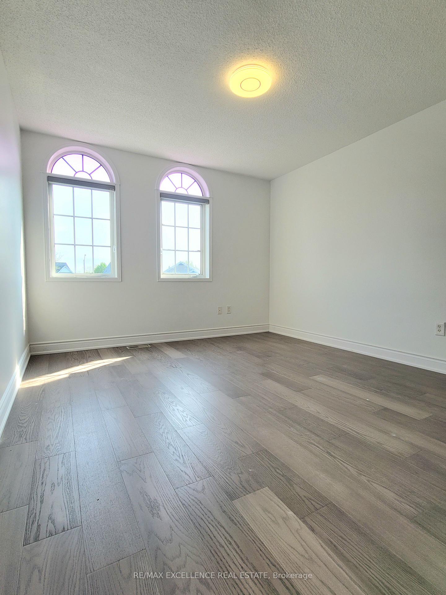 Photo 29 of Unit Upper, 24 Hayloft Court, Brampton, Fletcher's Creek Village — HOMEH
