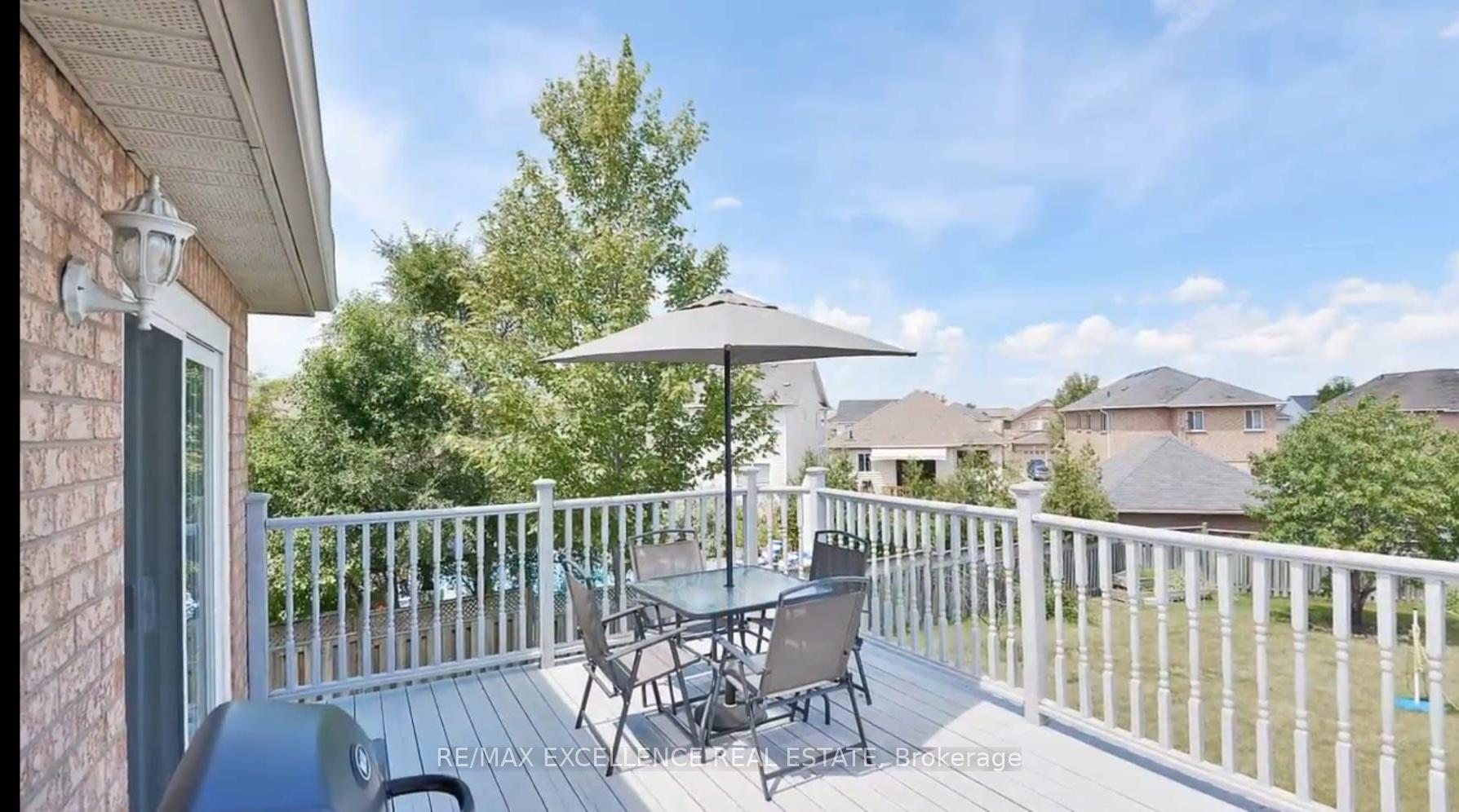 Photo 35 of Unit Upper, 24 Hayloft Court, Brampton, Fletcher's Creek Village — HOMEH