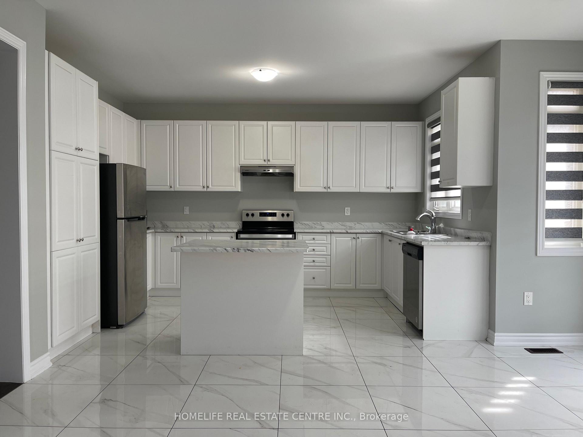 Photo 8 of Unit Upstairs, 29 Puffin Crescent, Brampton, Sandringham-Wellington North — HOMEH