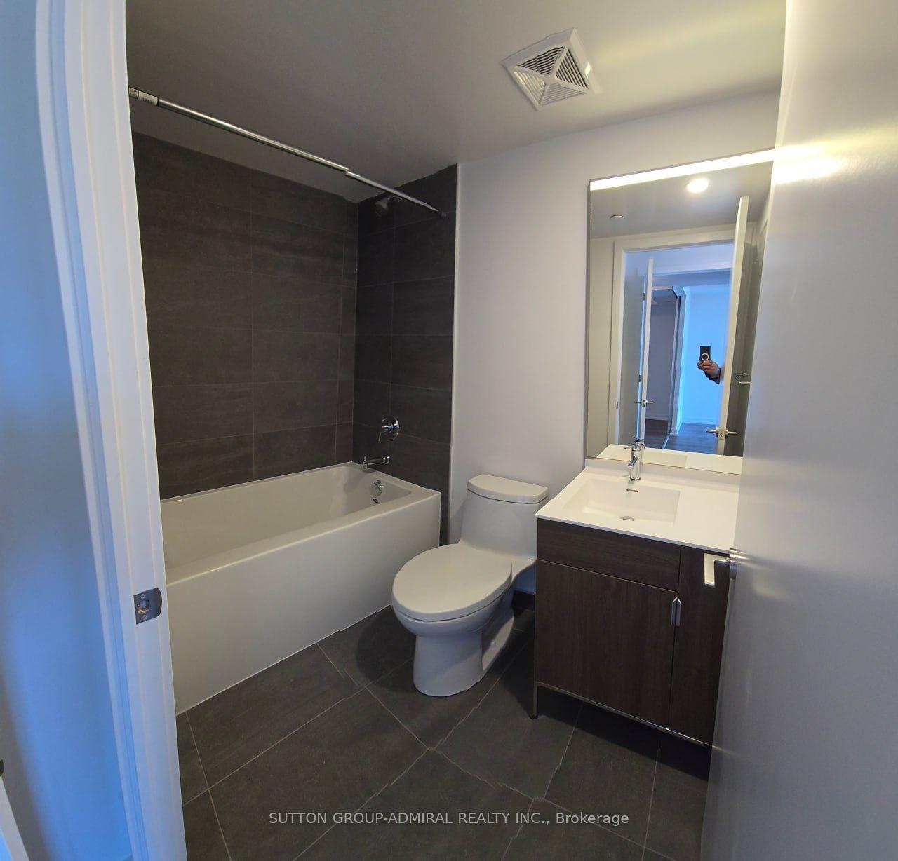 Photo 8 of Unit LPH18, 28 Eastern Avenue, Toronto, Moss Park — HOMEH