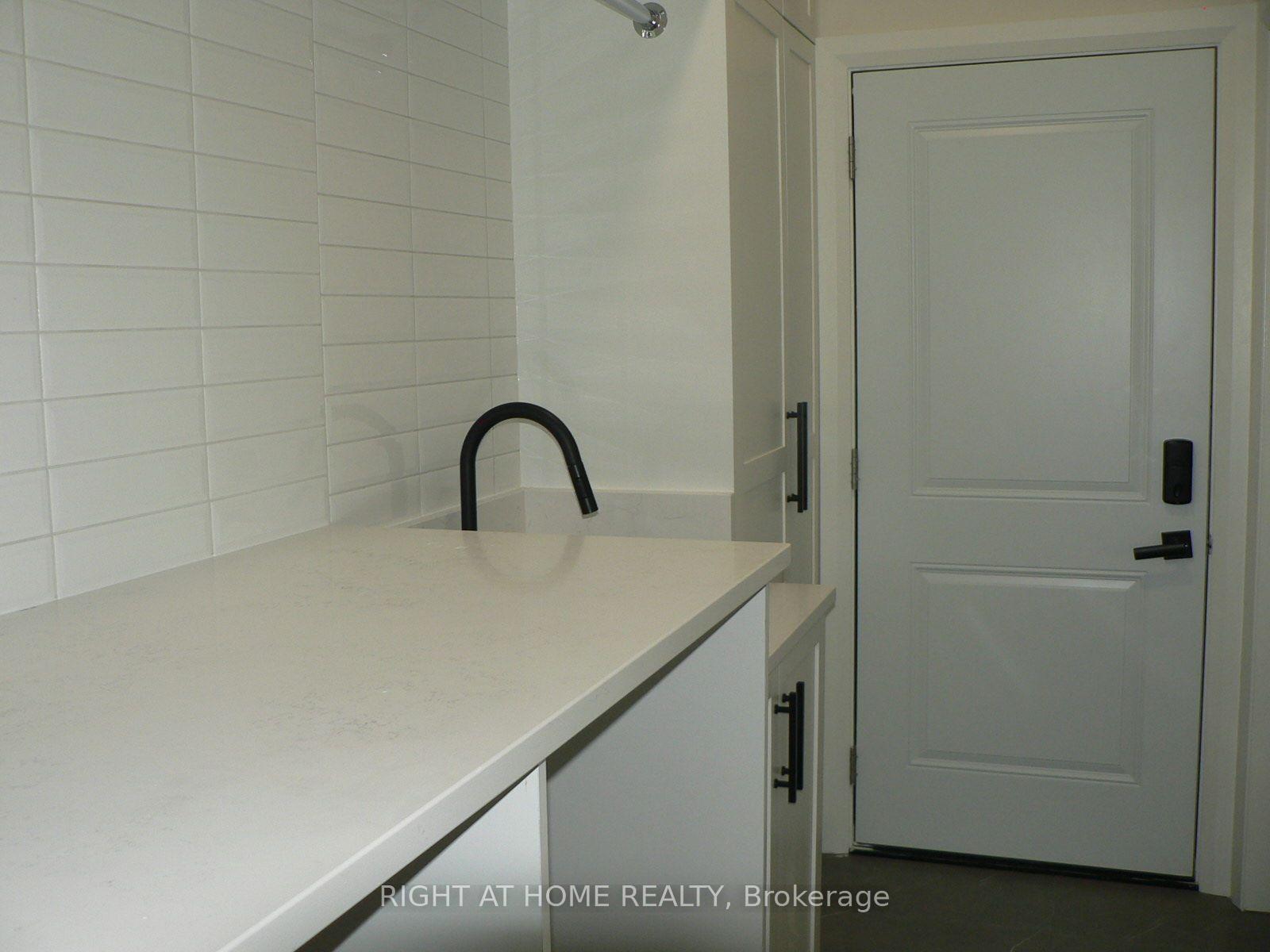 Photo 7 of 13 Bell Park Street, Ottawa, Stittsville (South) — HOMEH
