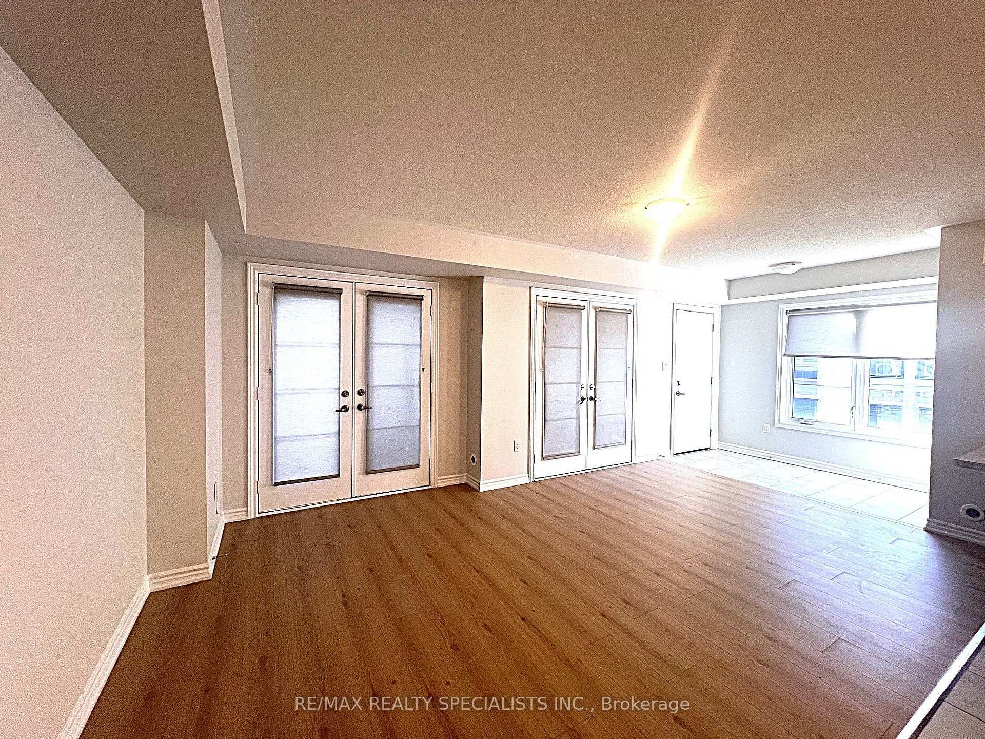 Photo 3 of Unit 166, 200 Veterans Drive, Brampton, Northwest Brampton — HOMEH