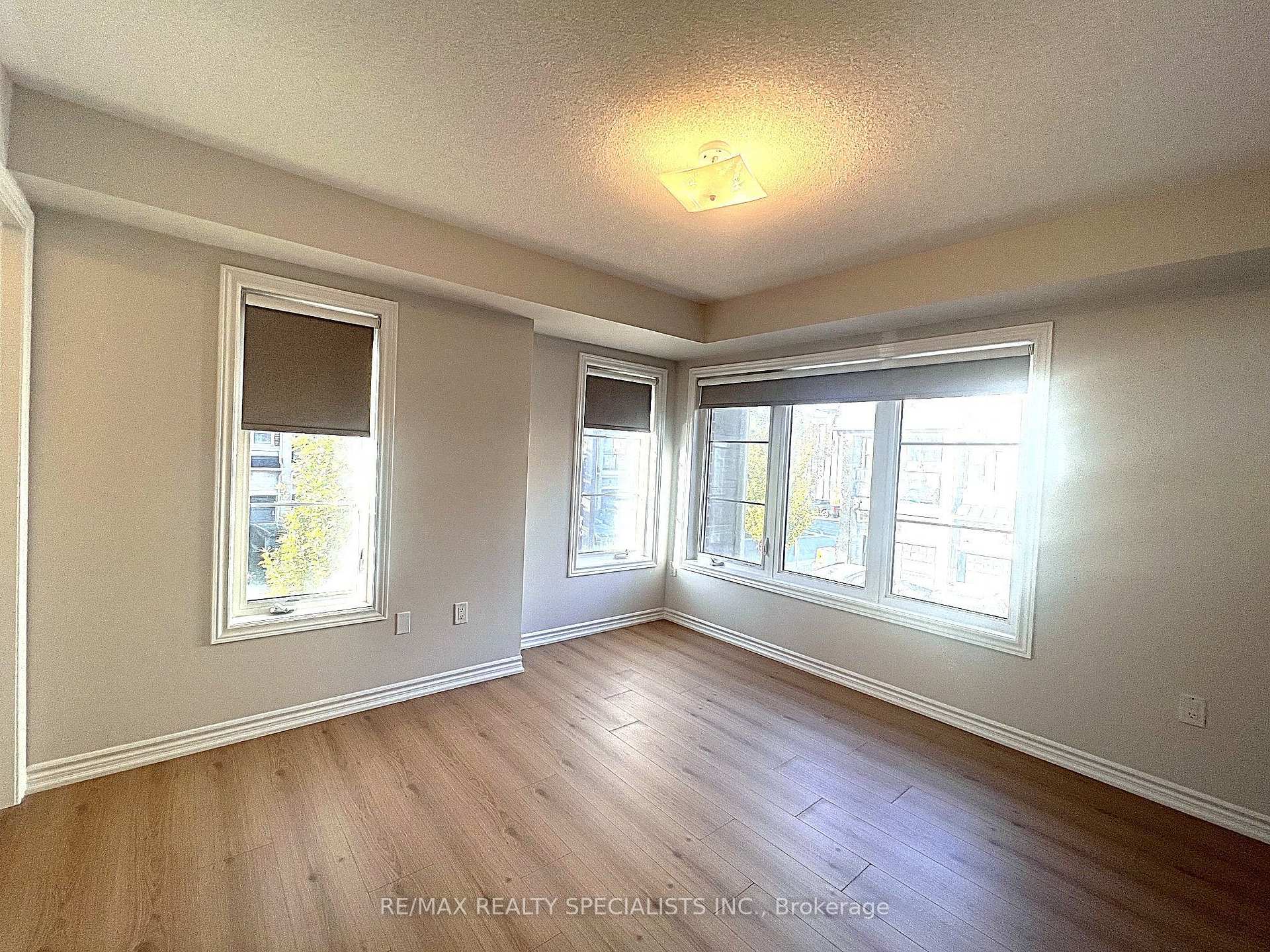 Photo 11 of Unit 166, 200 Veterans Drive, Brampton, Northwest Brampton — HOMEH