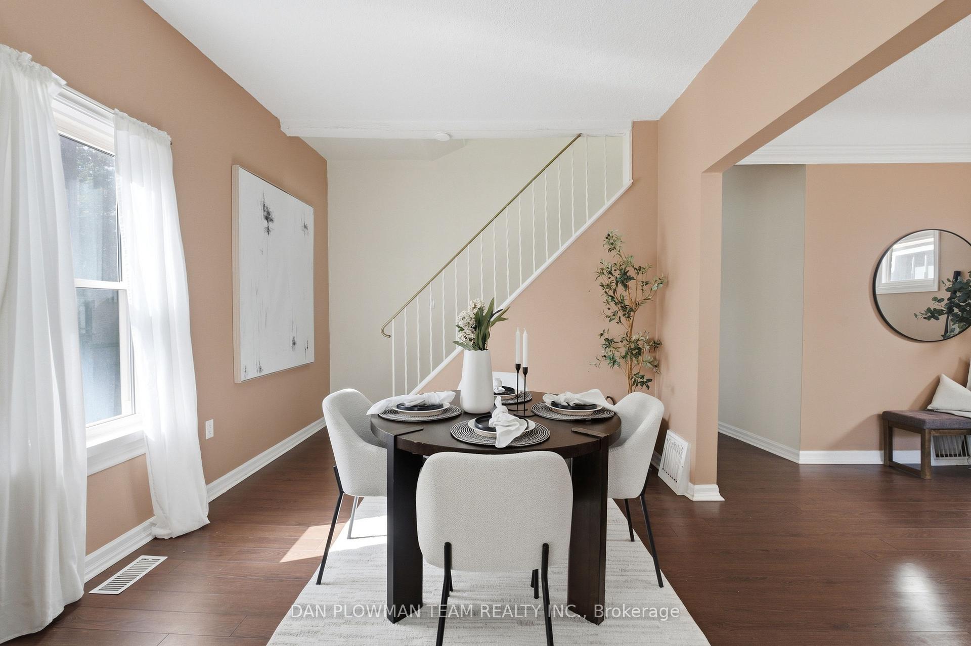 Photo 3 of 224 Arthur Street, Oshawa, Central — HOMEH