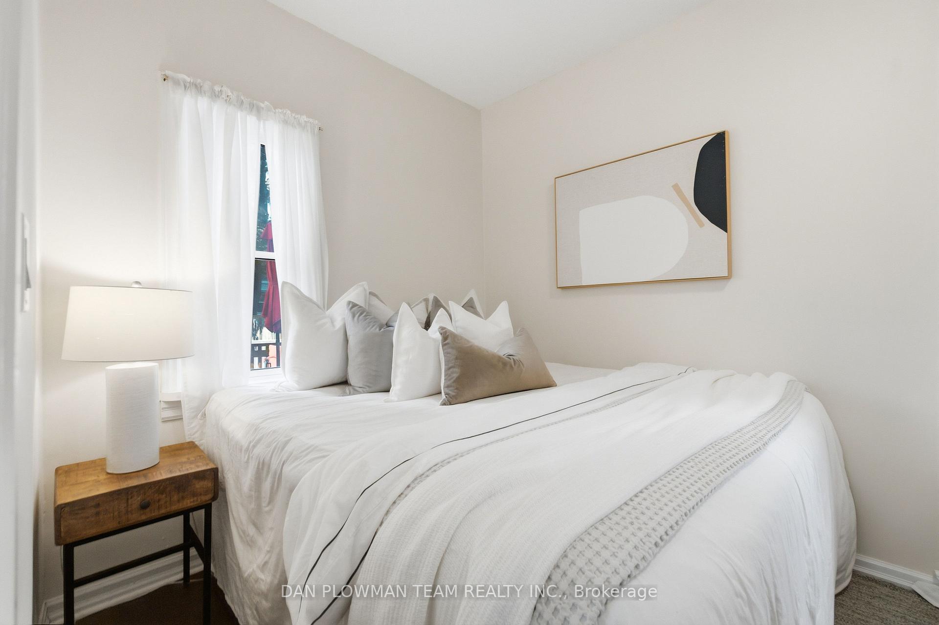 Photo 13 of 224 Arthur Street, Oshawa, Central — HOMEH
