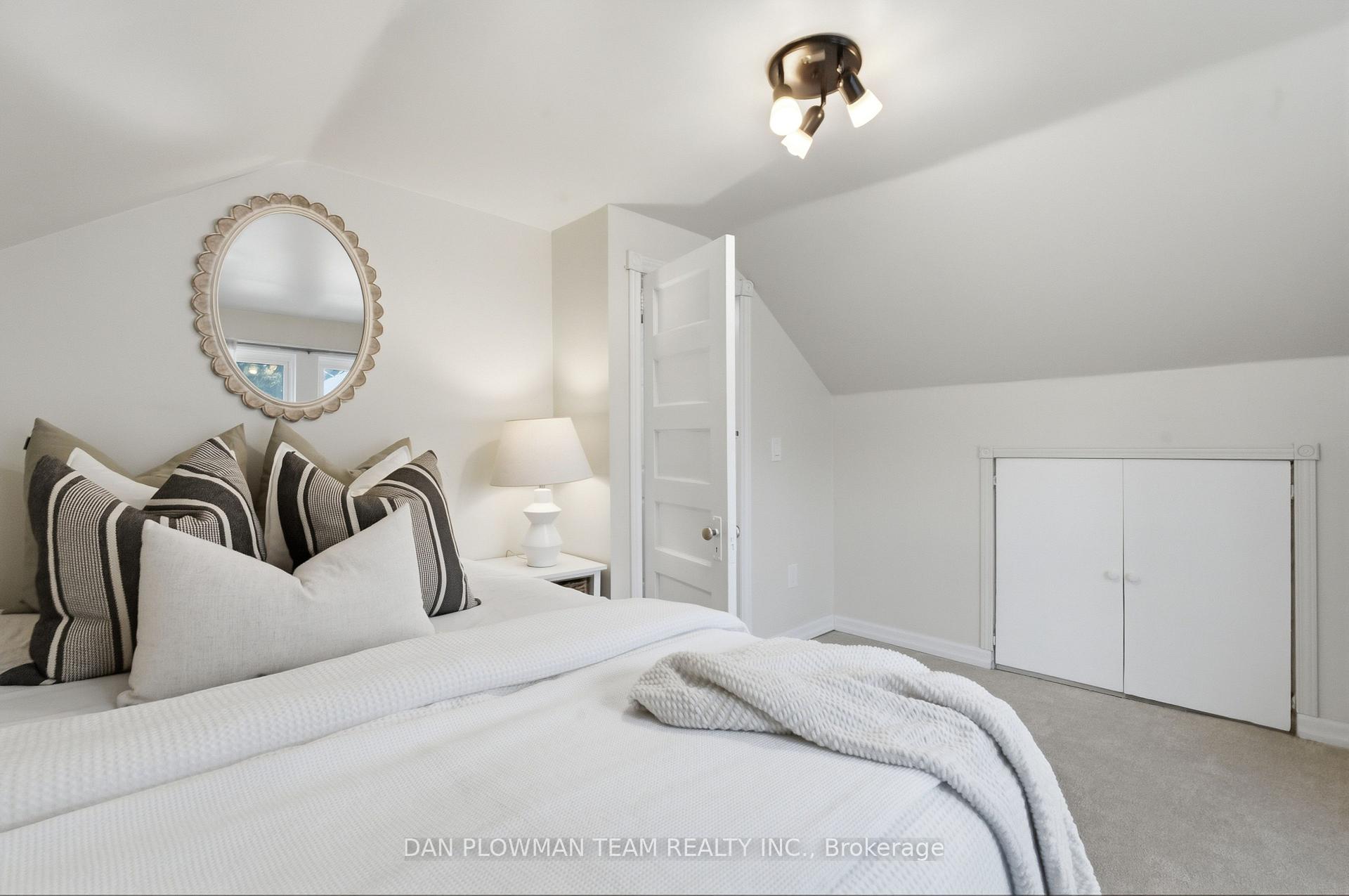 Photo 17 of 224 Arthur Street, Oshawa, Central — HOMEH