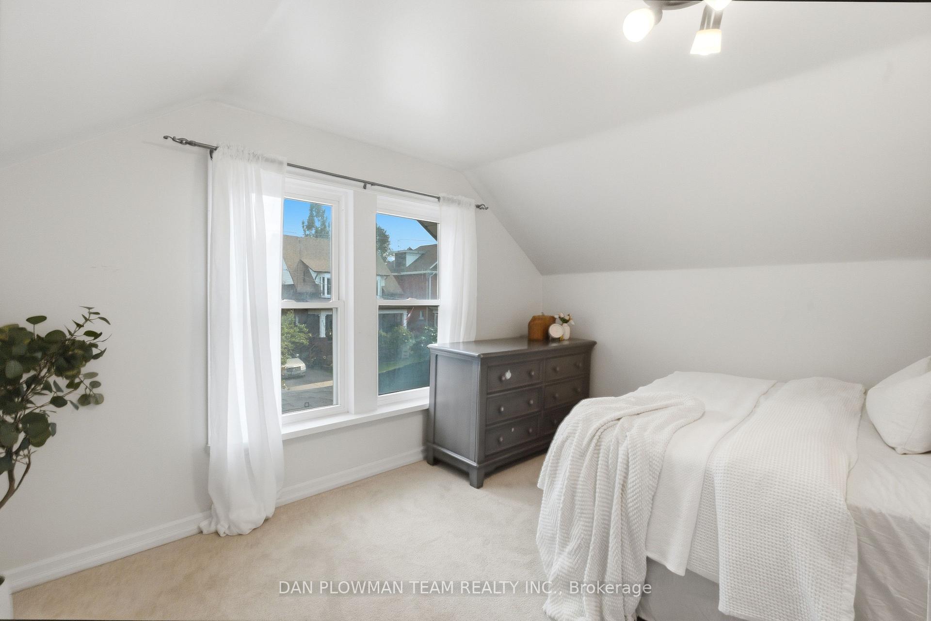 Photo 18 of 224 Arthur Street, Oshawa, Central — HOMEH
