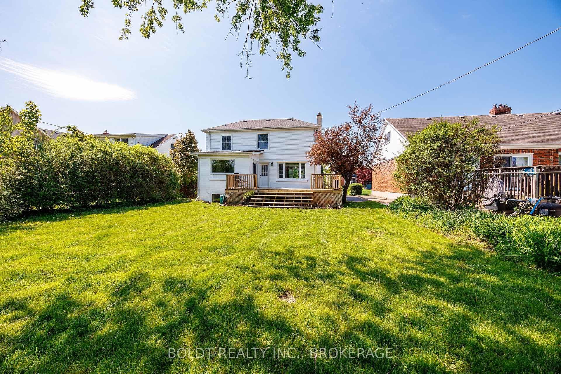 Photo 21 of 35 Rivercrest Drive, St. Catharines, Glendale/Glenridge — HOMEH
