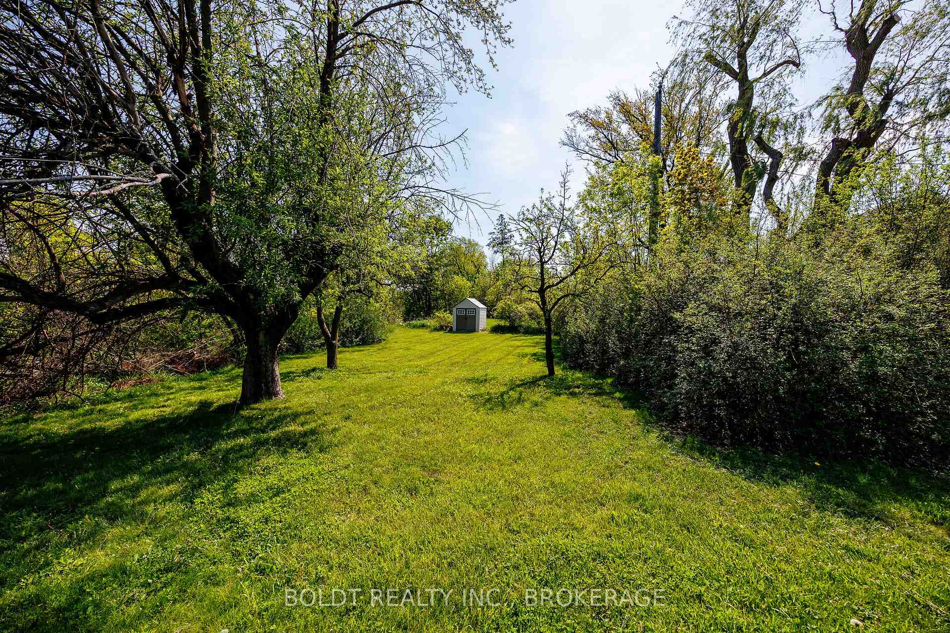 Photo 23 of 35 Rivercrest Drive, St. Catharines, Glendale/Glenridge — HOMEH