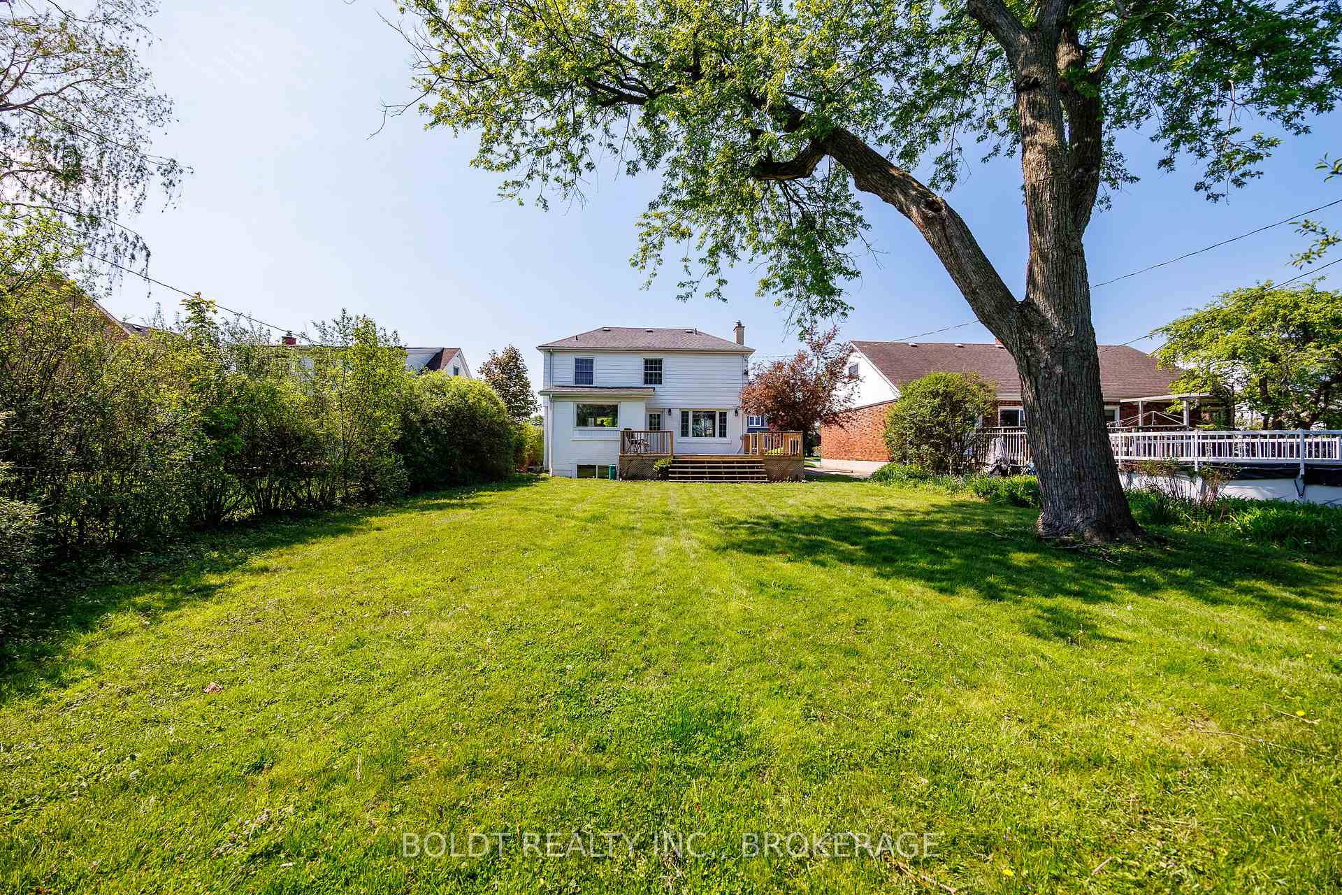 Photo 25 of 35 Rivercrest Drive, St. Catharines, Glendale/Glenridge — HOMEH