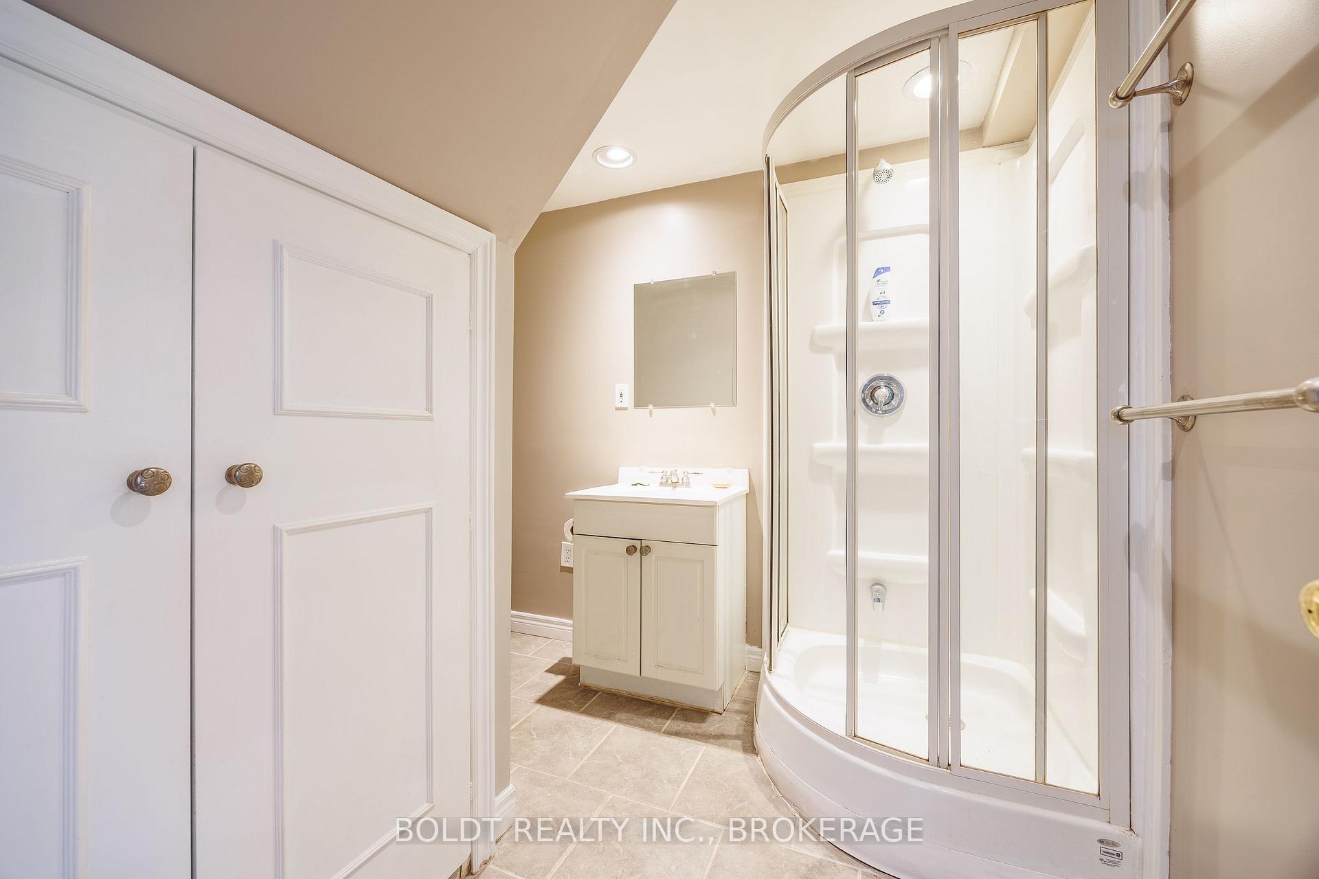 Photo 35 of 35 Rivercrest Drive, St. Catharines, Glendale/Glenridge — HOMEH