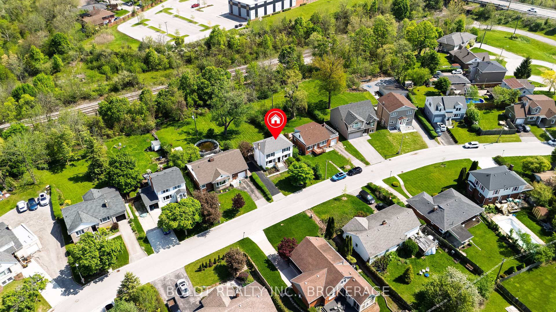 Photo 41 of 35 Rivercrest Drive, St. Catharines, Glendale/Glenridge — HOMEH