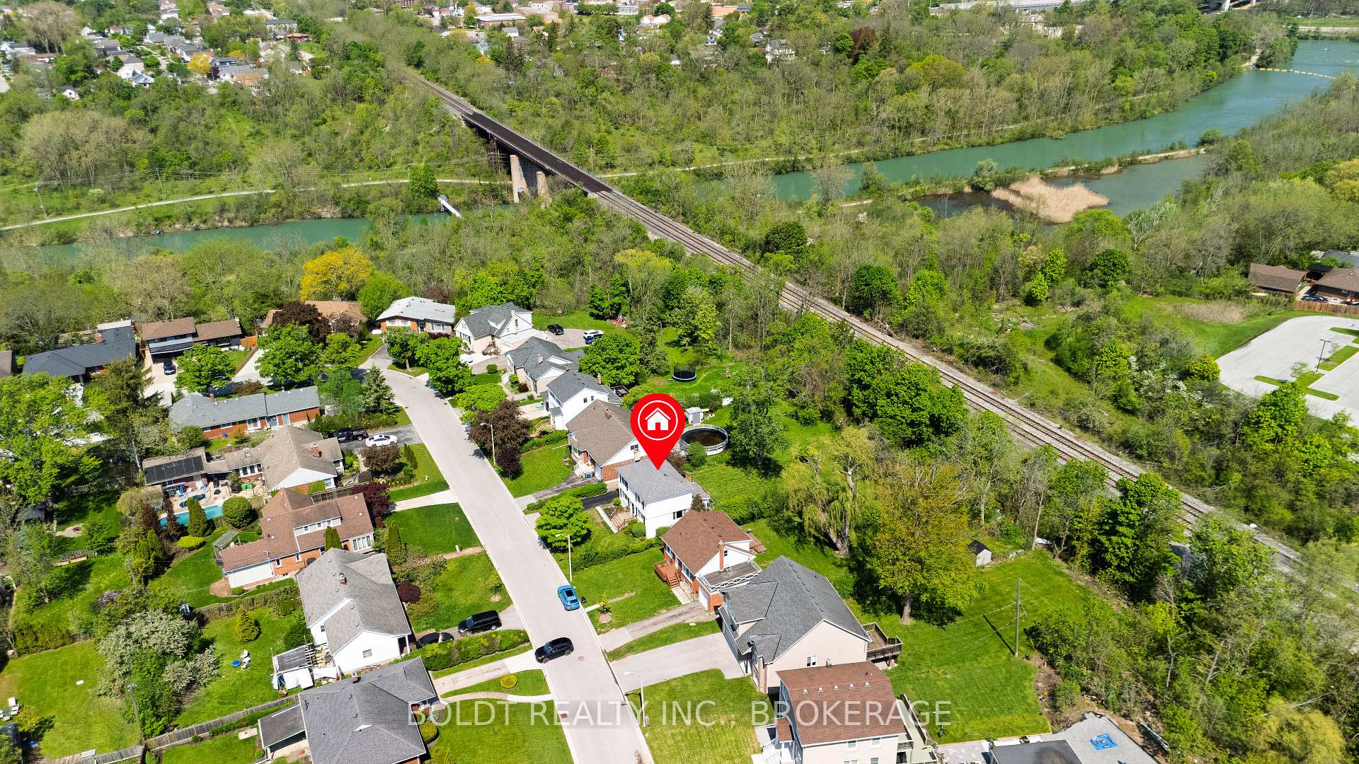 Photo 43 of 35 Rivercrest Drive, St. Catharines, Glendale/Glenridge — HOMEH