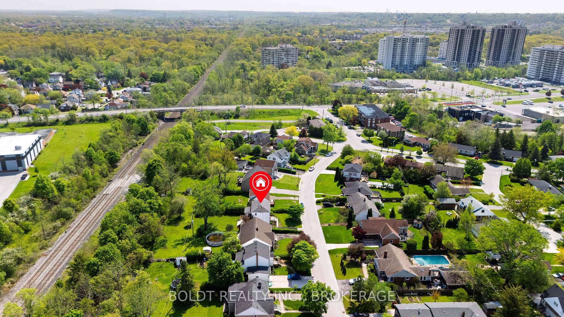 Photo 45 of 35 Rivercrest Drive, St. Catharines, Glendale/Glenridge — HOMEH