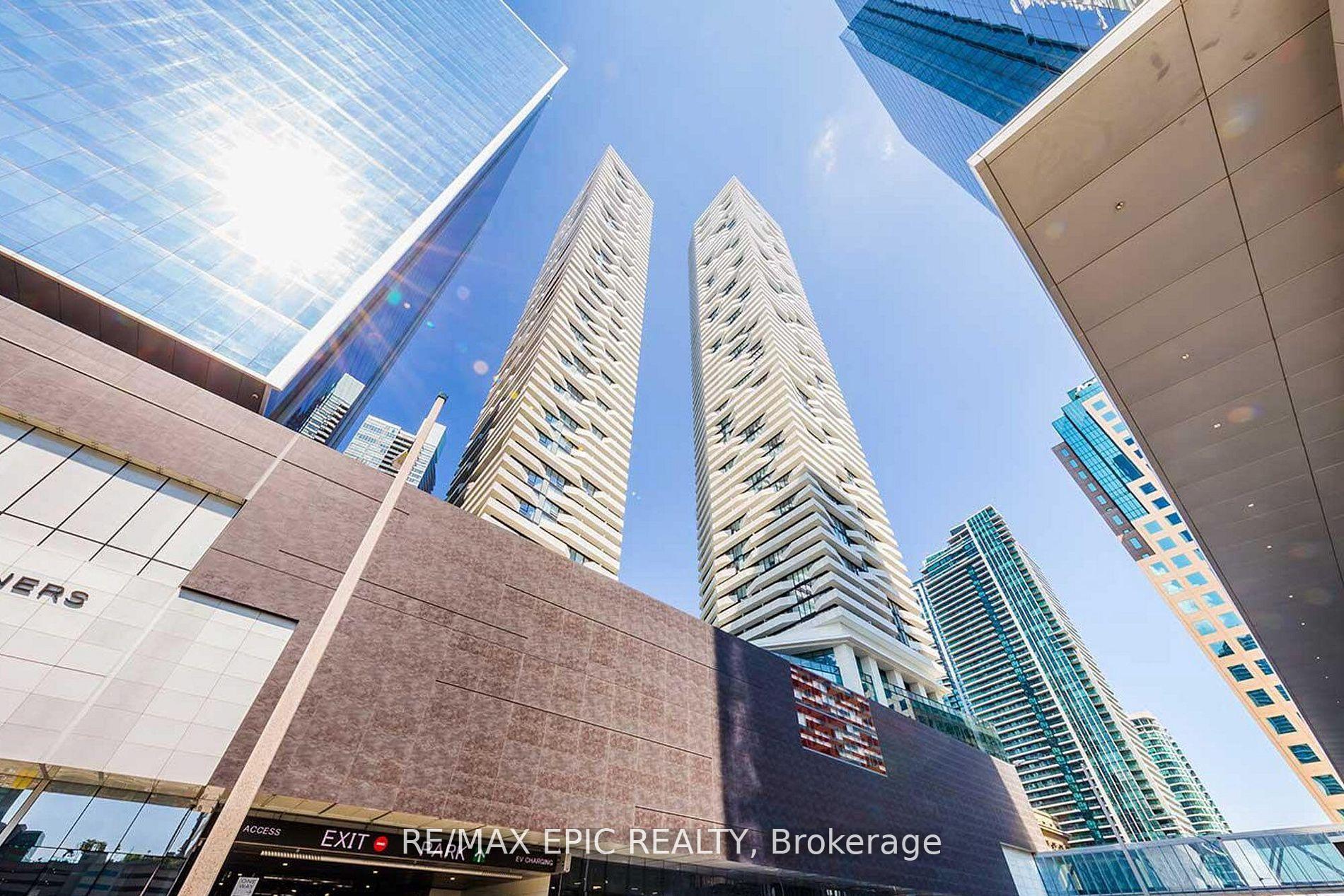 Photo of Unit 5705, 100 Harbour Street