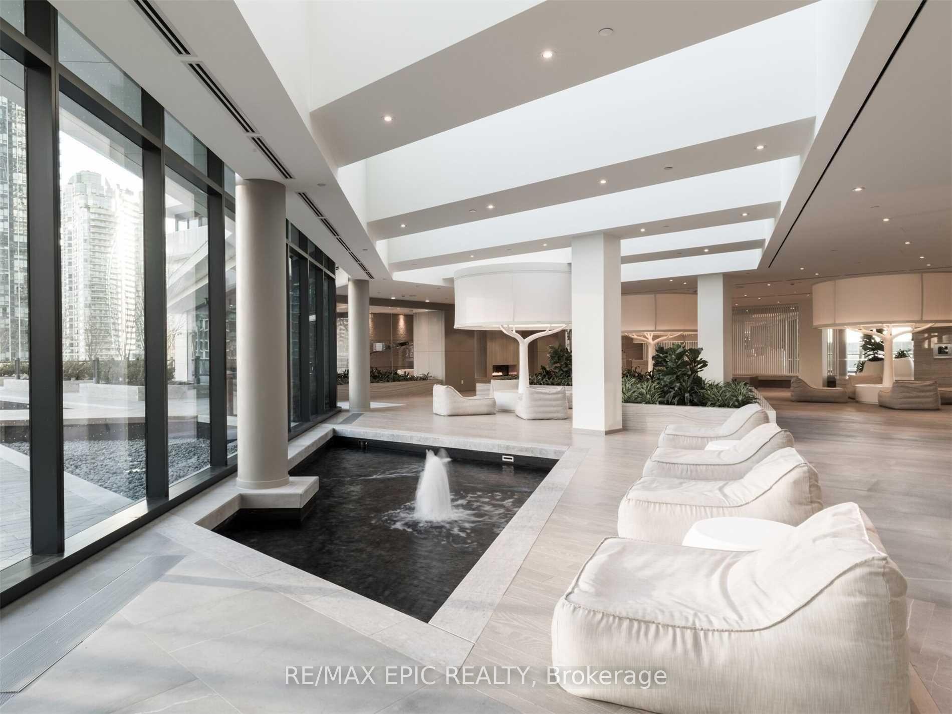 Photo 10 of Unit 5705, 100 Harbour Street, Toronto, Waterfront Communities — HOMEH