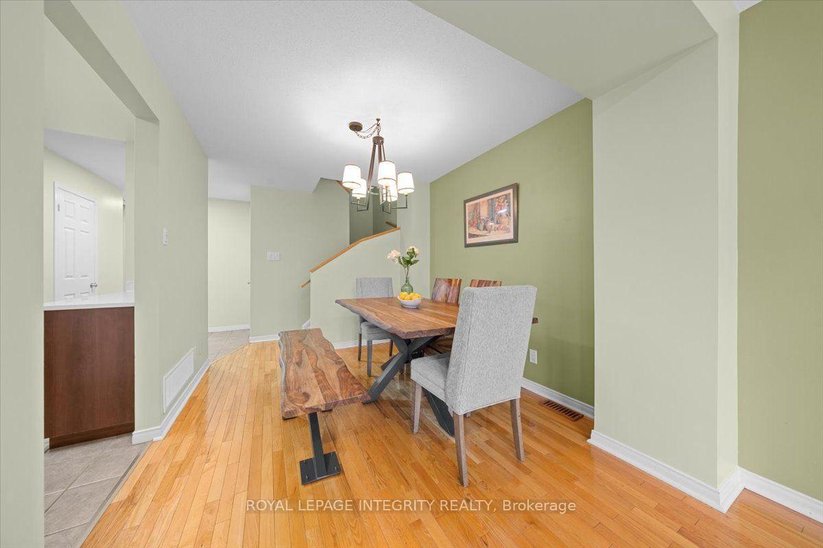 Photo 5 of 69 Royal Field Crescent, Ottawa, Barrhaven - Longfields — HOMEH