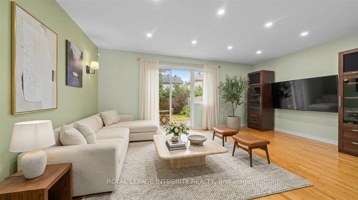 Photo 6 of 69 Royal Field Crescent, Ottawa, Barrhaven - Longfields — HOMEH