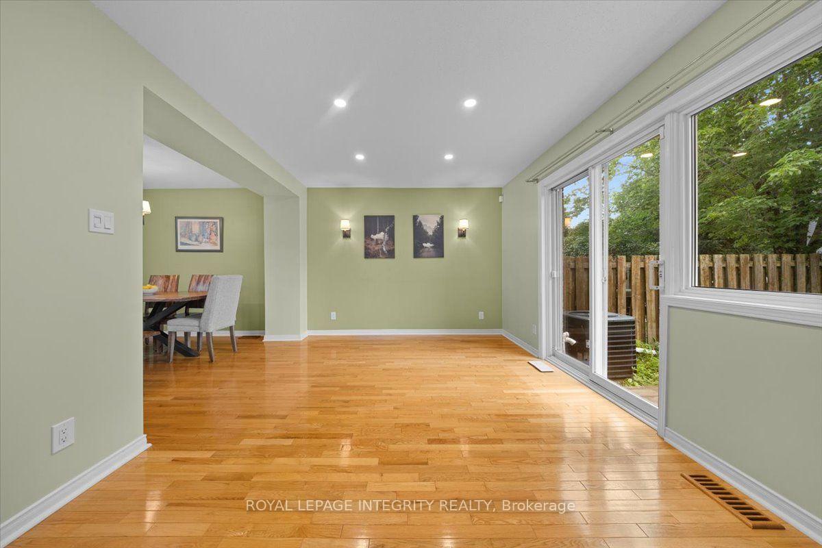 Photo 11 of 69 Royal Field Crescent, Ottawa, Barrhaven - Longfields — HOMEH