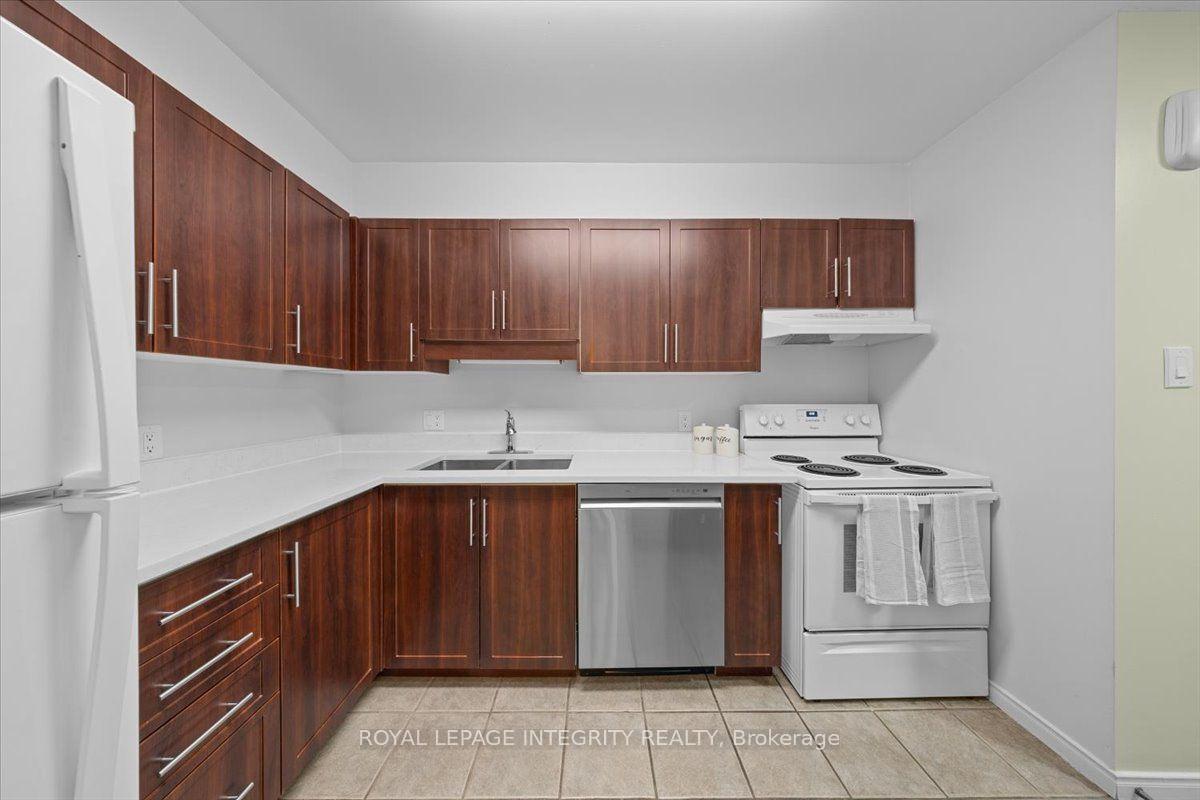 Photo 14 of 69 Royal Field Crescent, Ottawa, Barrhaven - Longfields — HOMEH