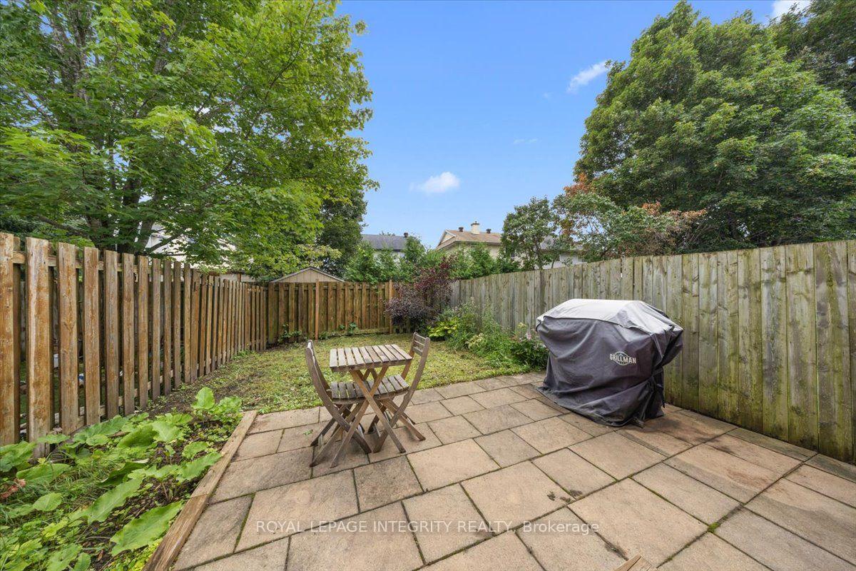 Photo 32 of 69 Royal Field Crescent, Ottawa, Barrhaven - Longfields — HOMEH