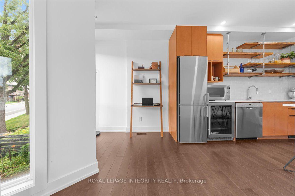 Photo 10 of Unit 204, 150 Greenfield Avenue, Ottawa, Ottawa East — HOMEH