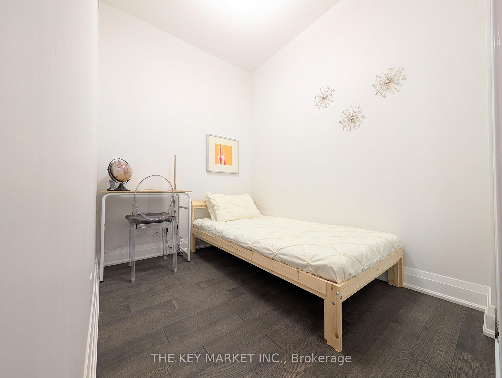 Photo 13 of Unit 217, 21 Clairtrell Road, North York, Willowdale East — HOMEH